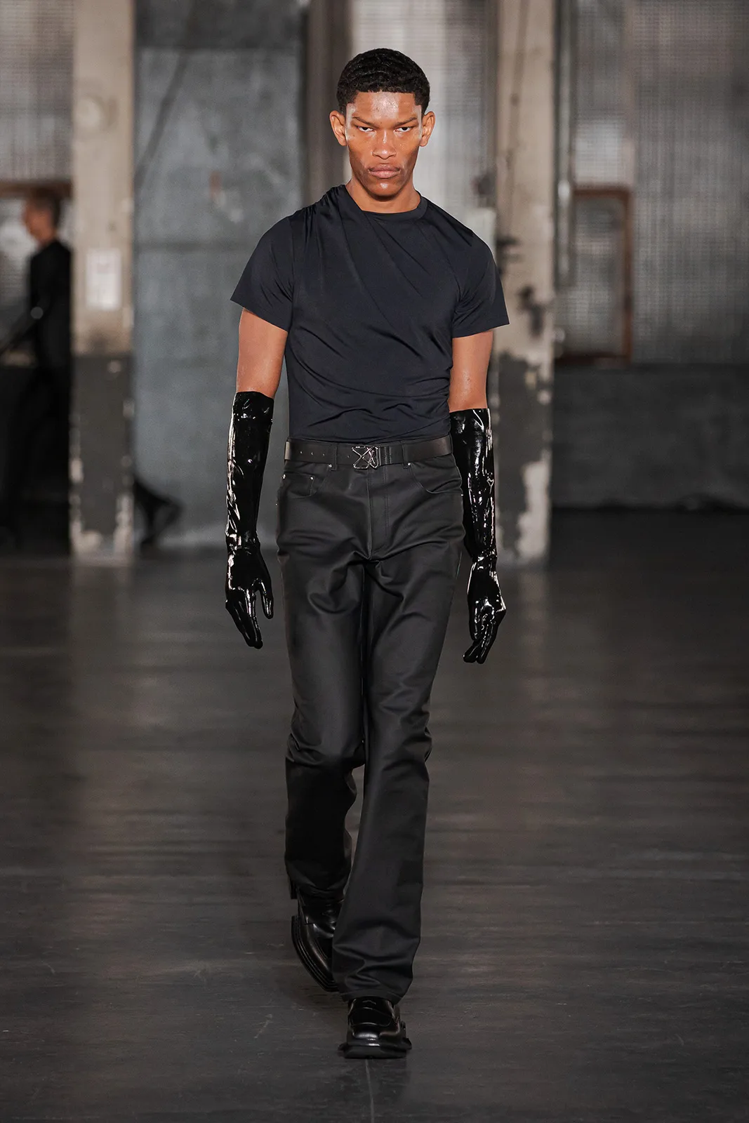 Louis Gabriel Nouchi Metalmagazine 18.jpg
