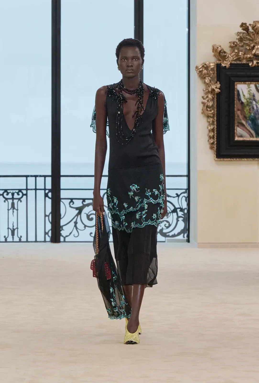metal-chanel-cruise-edit-31.webp