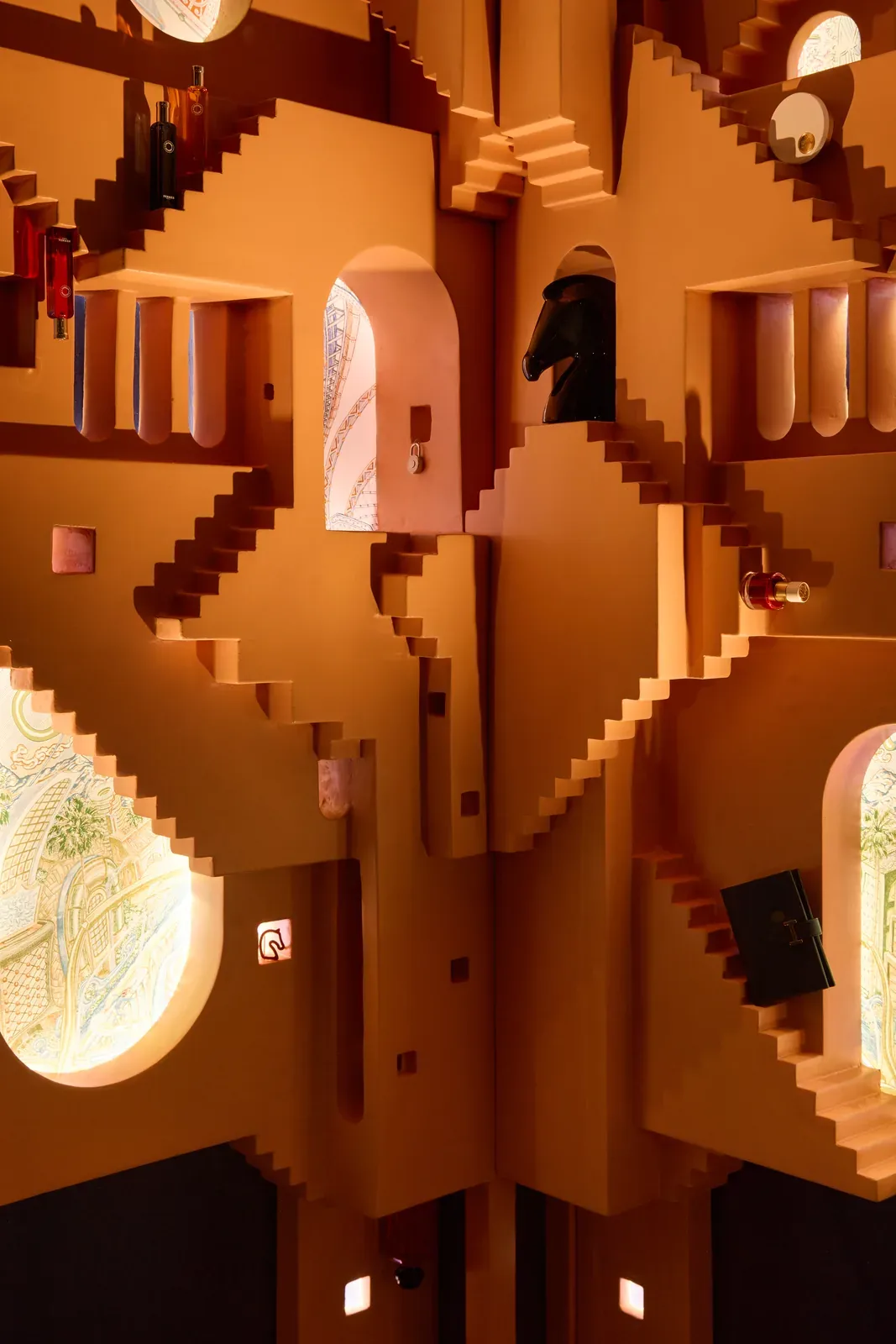 metal-hermes-escaparate-barcelona-04
