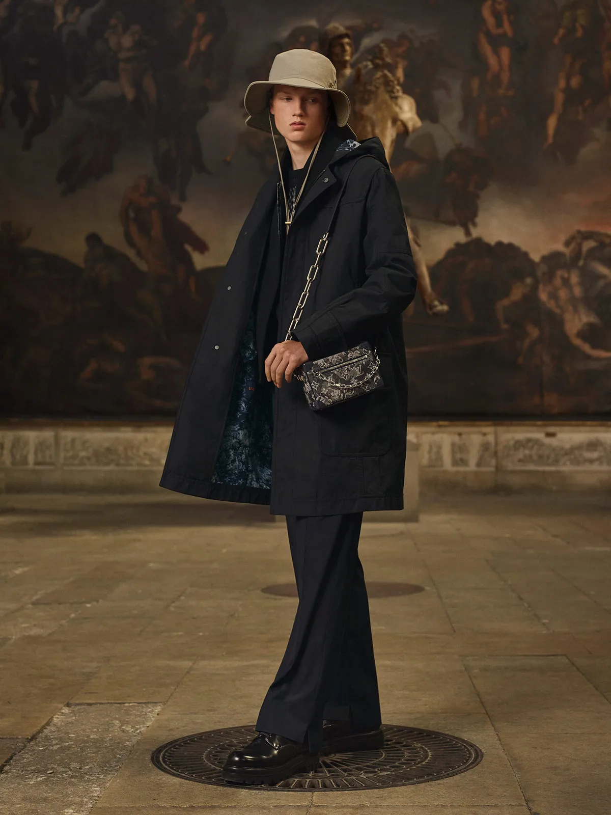 Lv Precoll S S21   Look 3