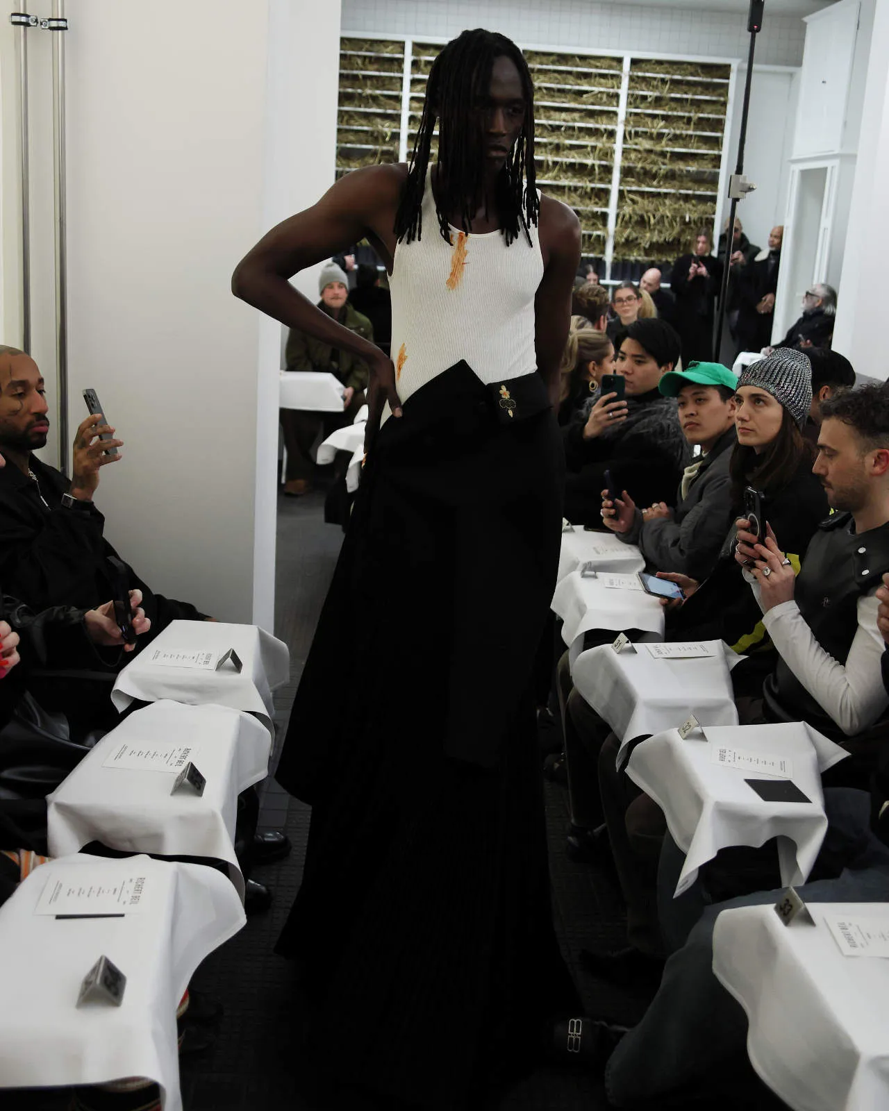 Richert_Beil_Aw26_Look01_Social_by_Boris Marberg_for_BFW