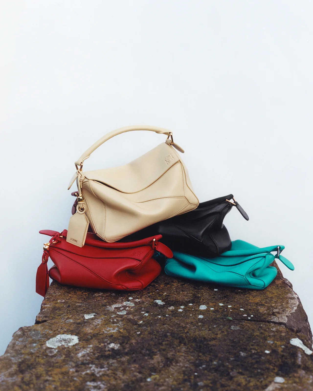 Loewe_Featherlight_Puzzle_3