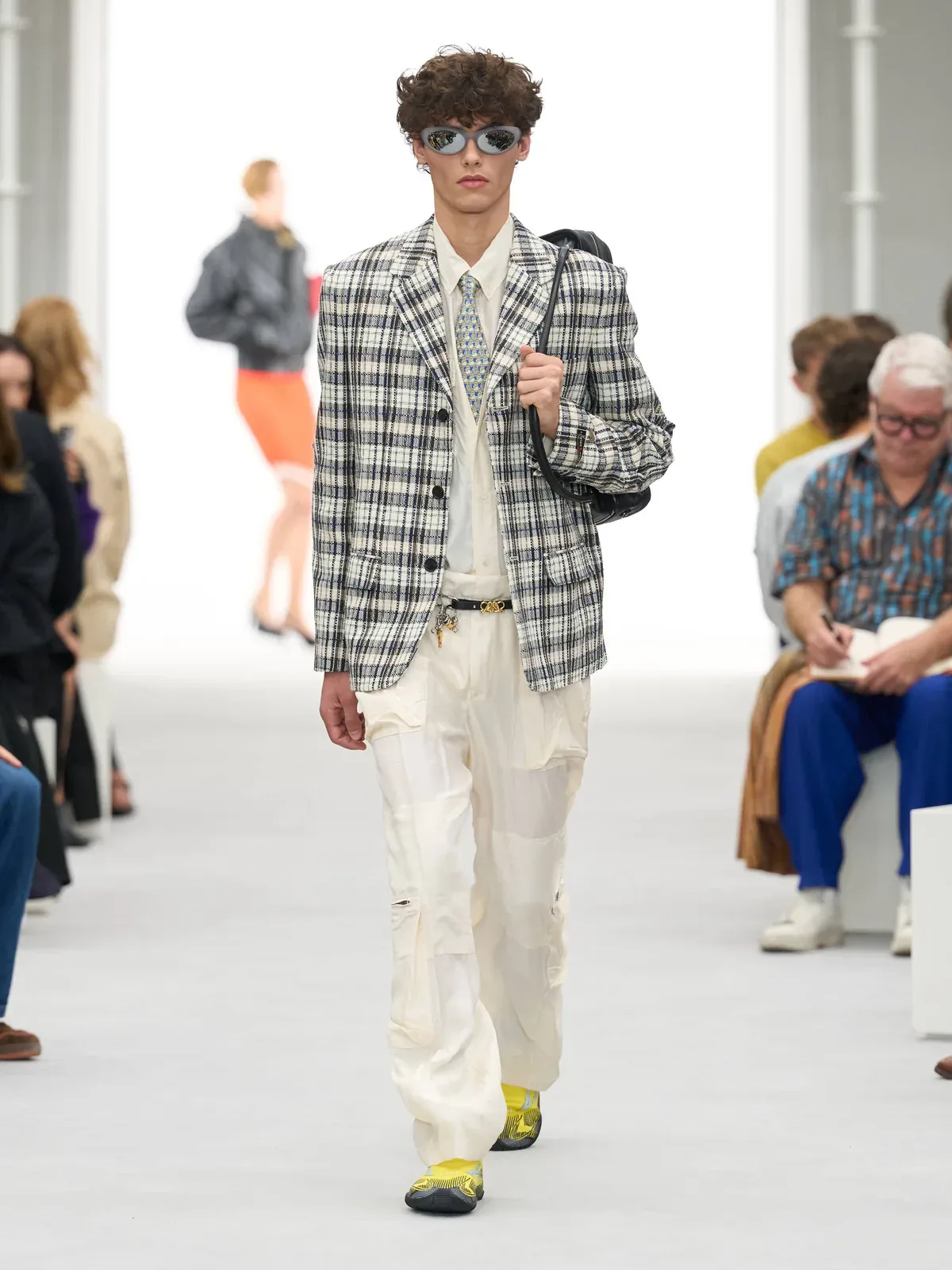 metal-loewe-ss27-04