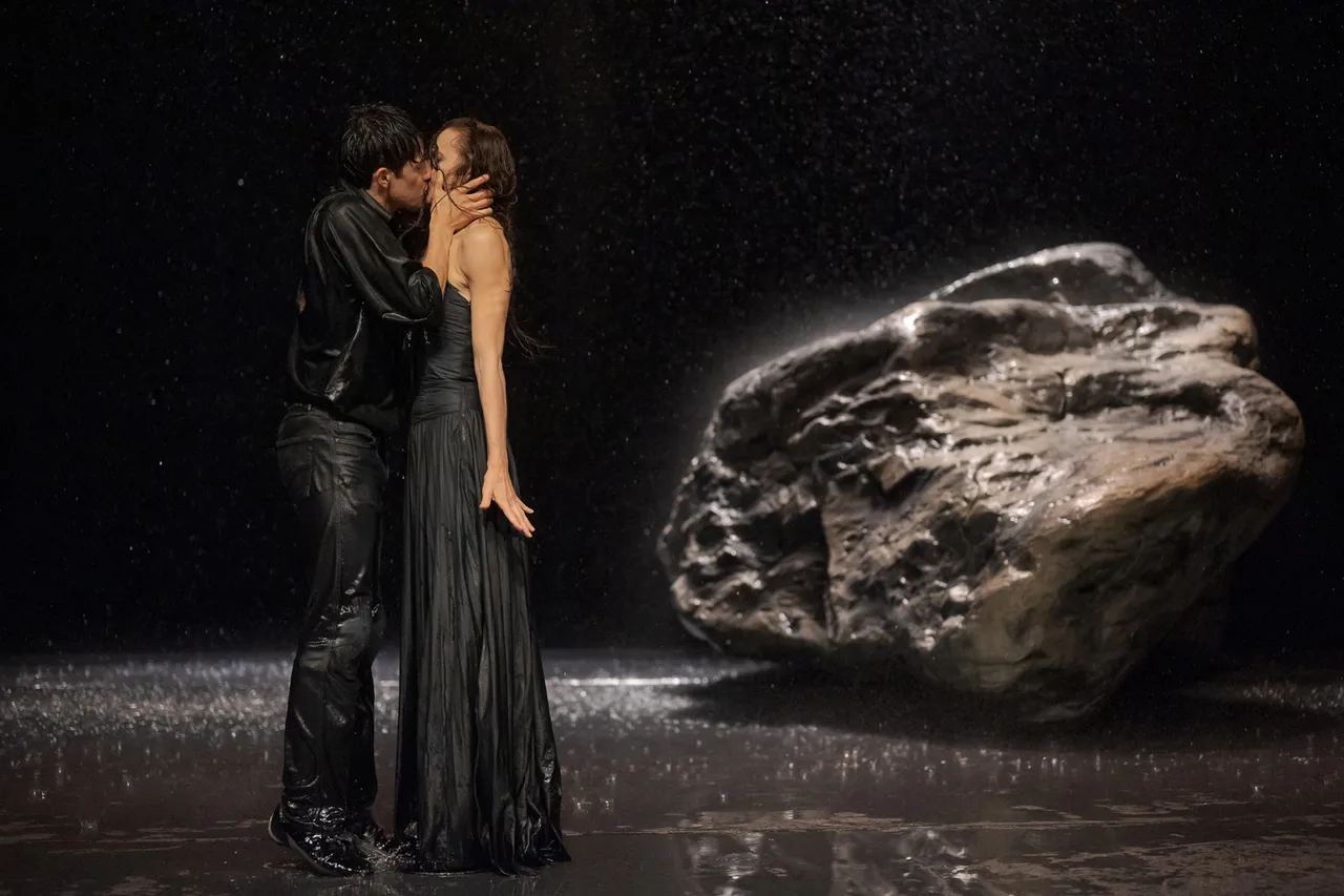 Pina-Bausch-Vollmond_5