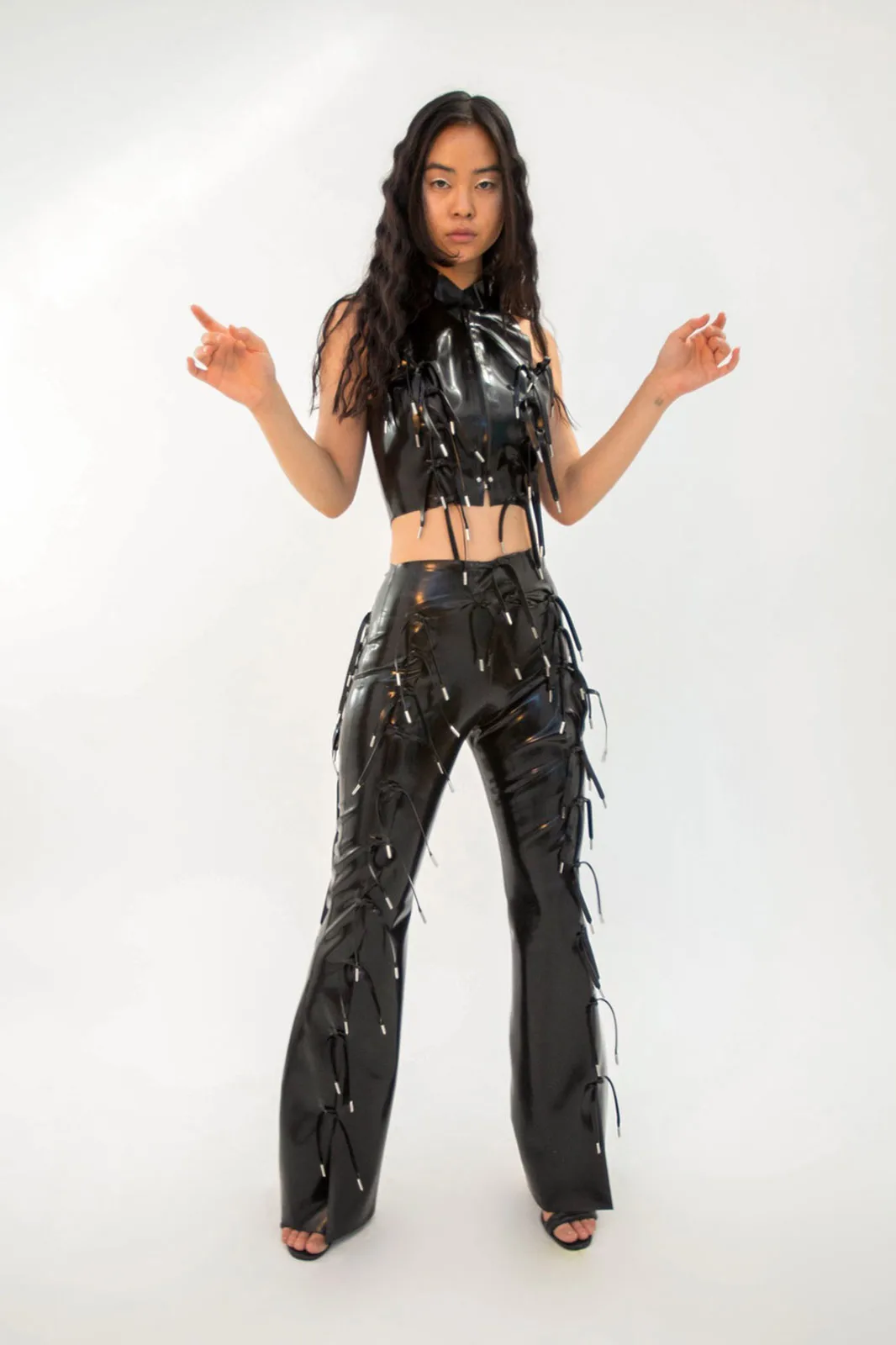 Hanger Inc Metalmagazine 23