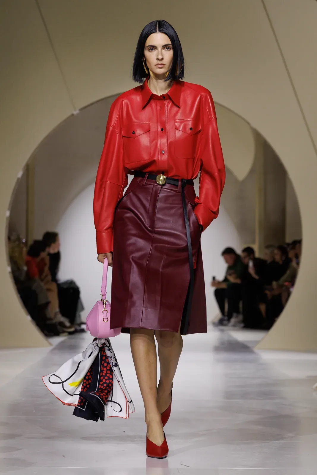 metal-givenchy-ss27-06
