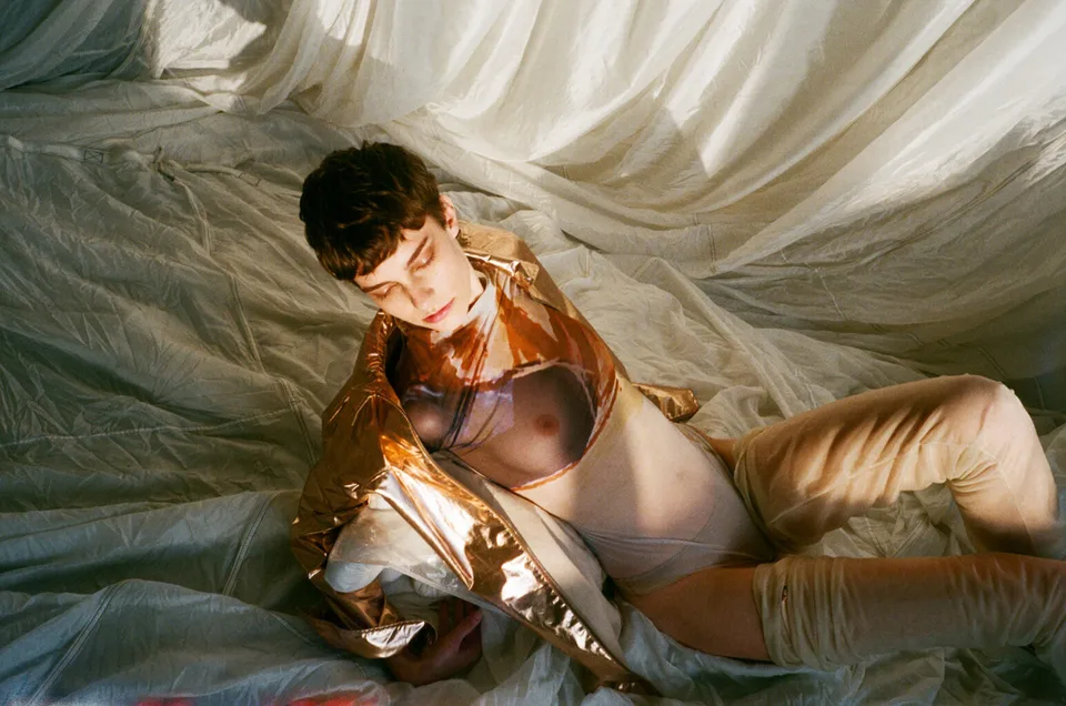 Dreaming and travelling with her parachute