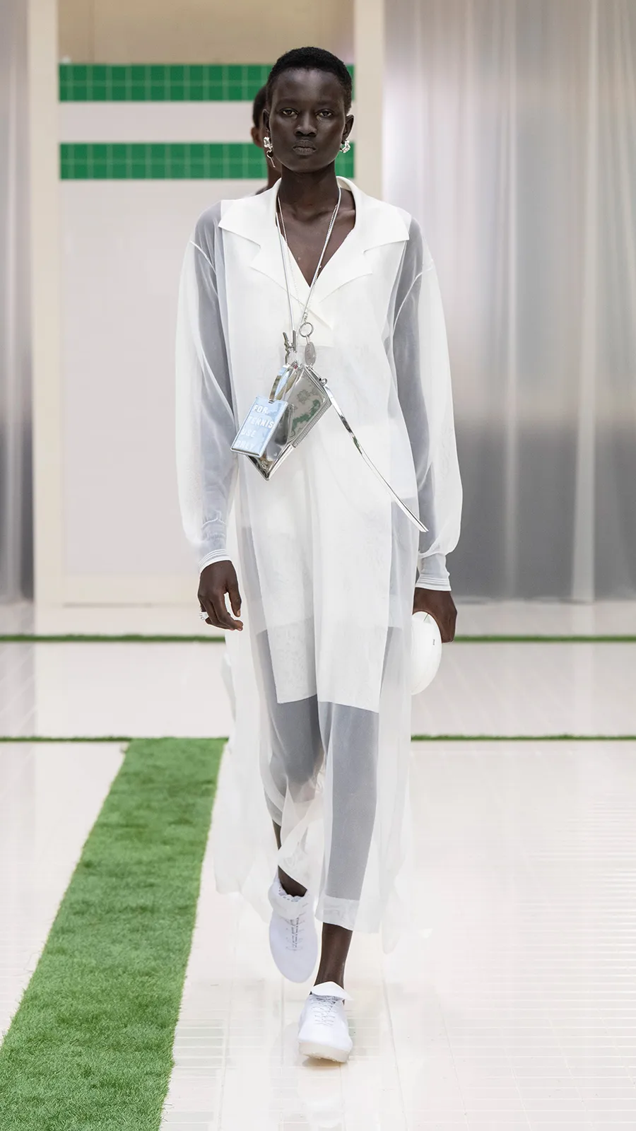 Lacoste_27.jpg