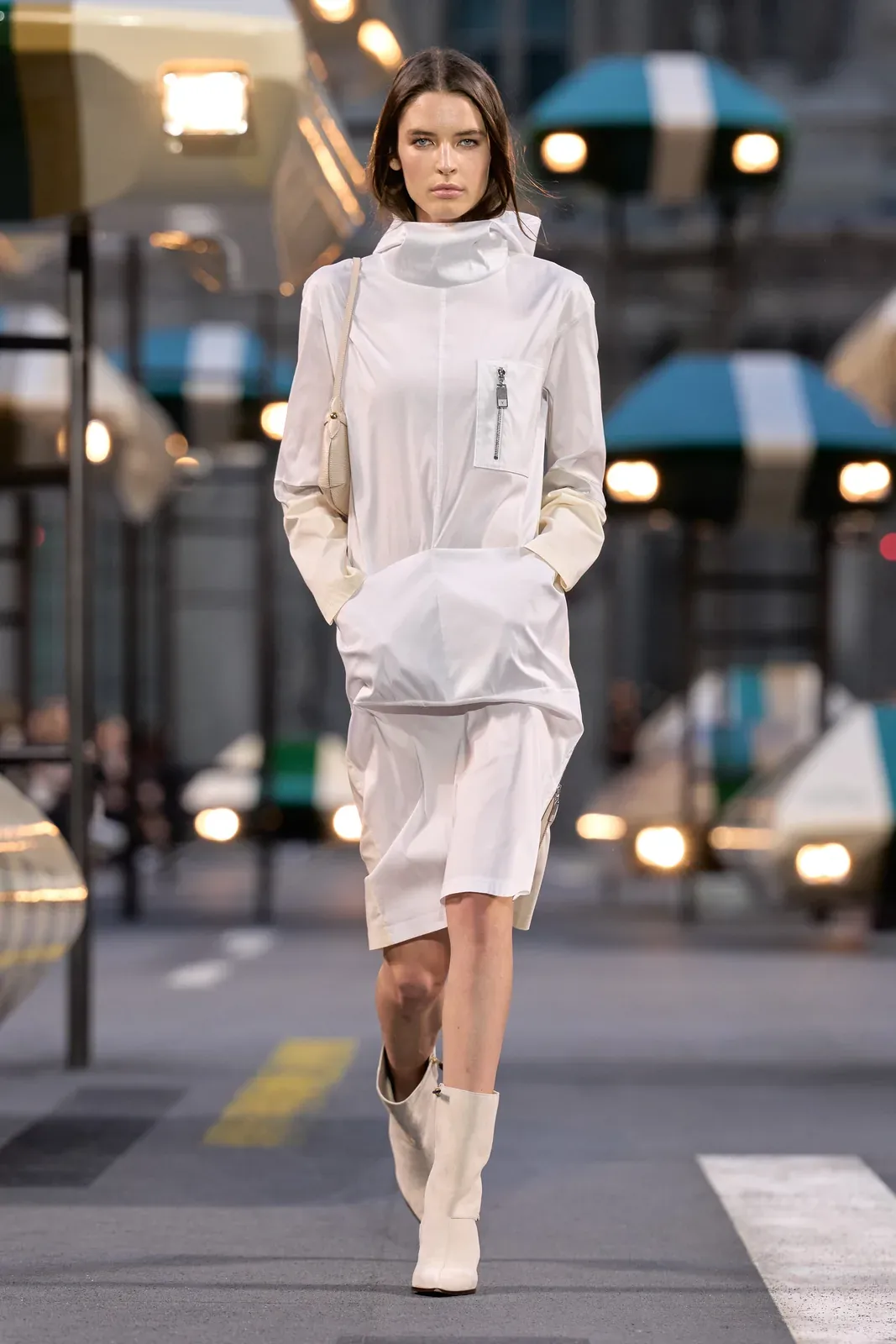 metal-louis-vuitton-ss27-10