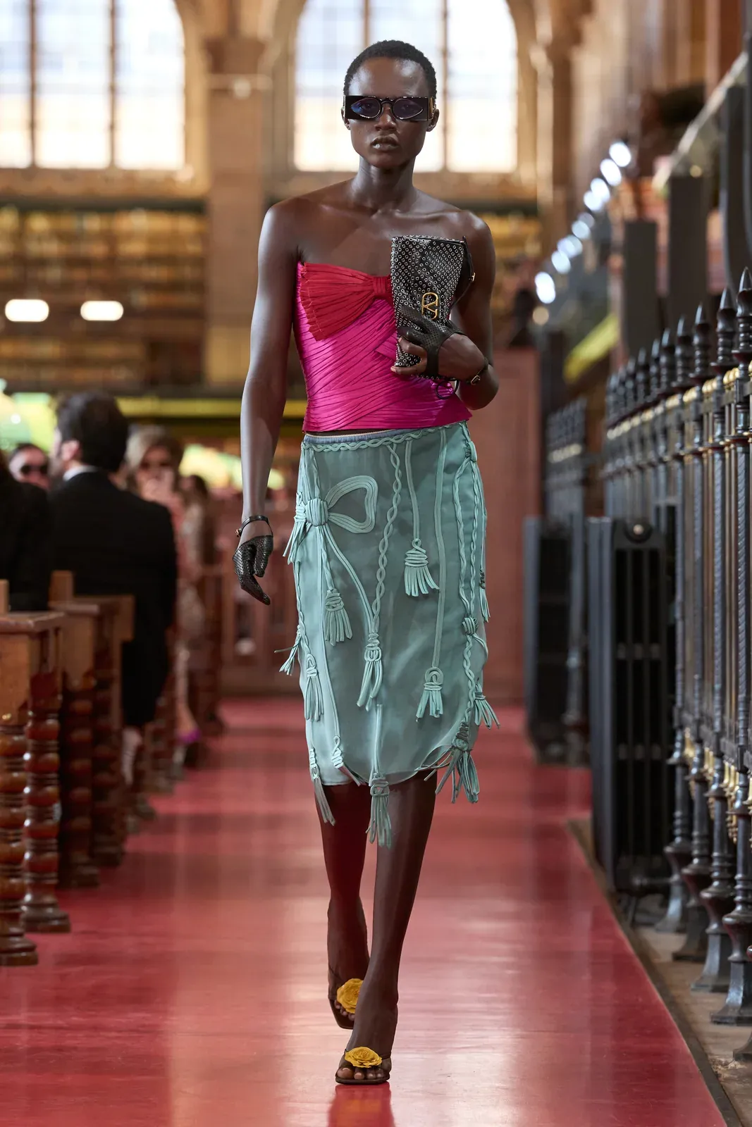 metal-valentino-ss27-09