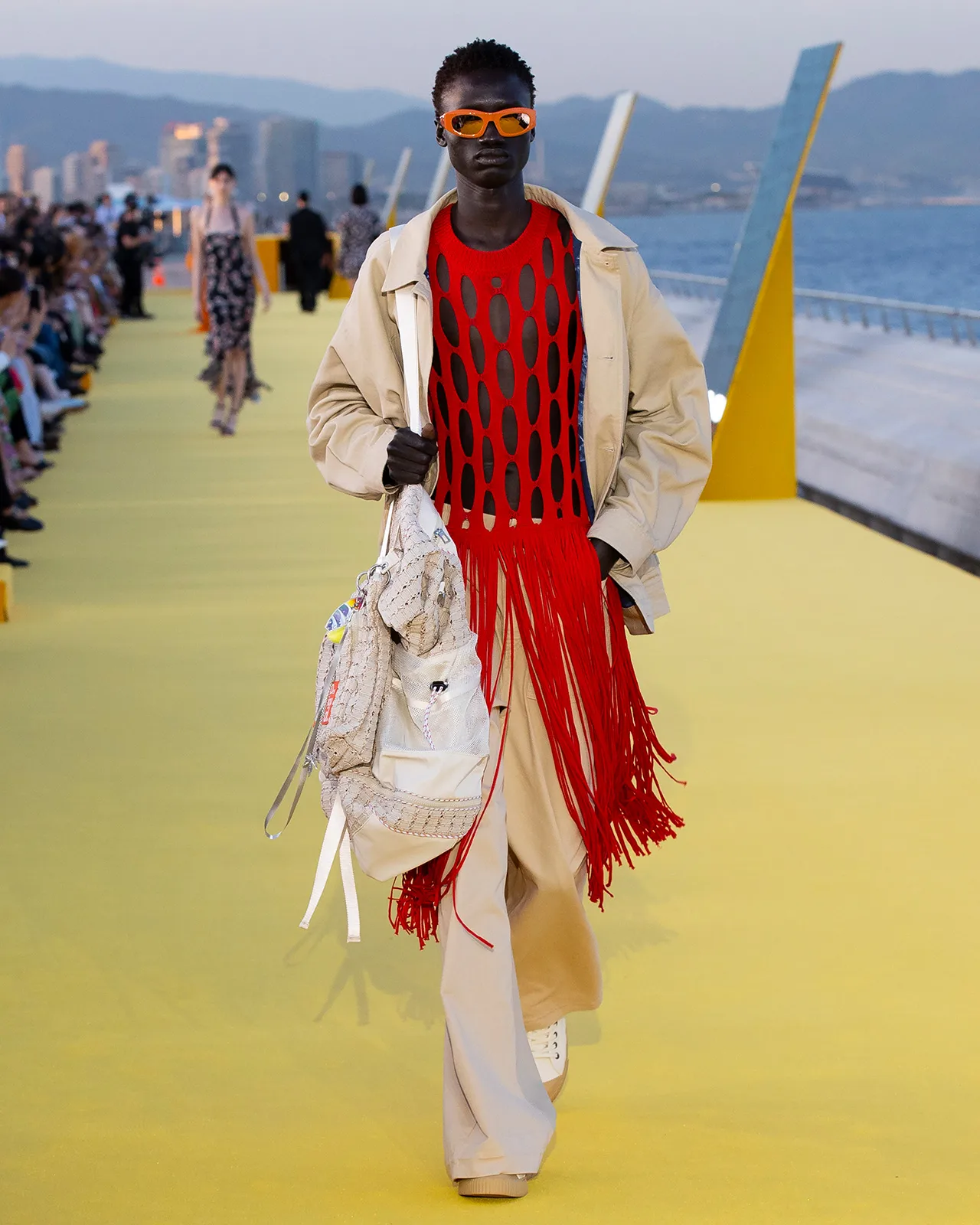 desigual-desfile-metal-25