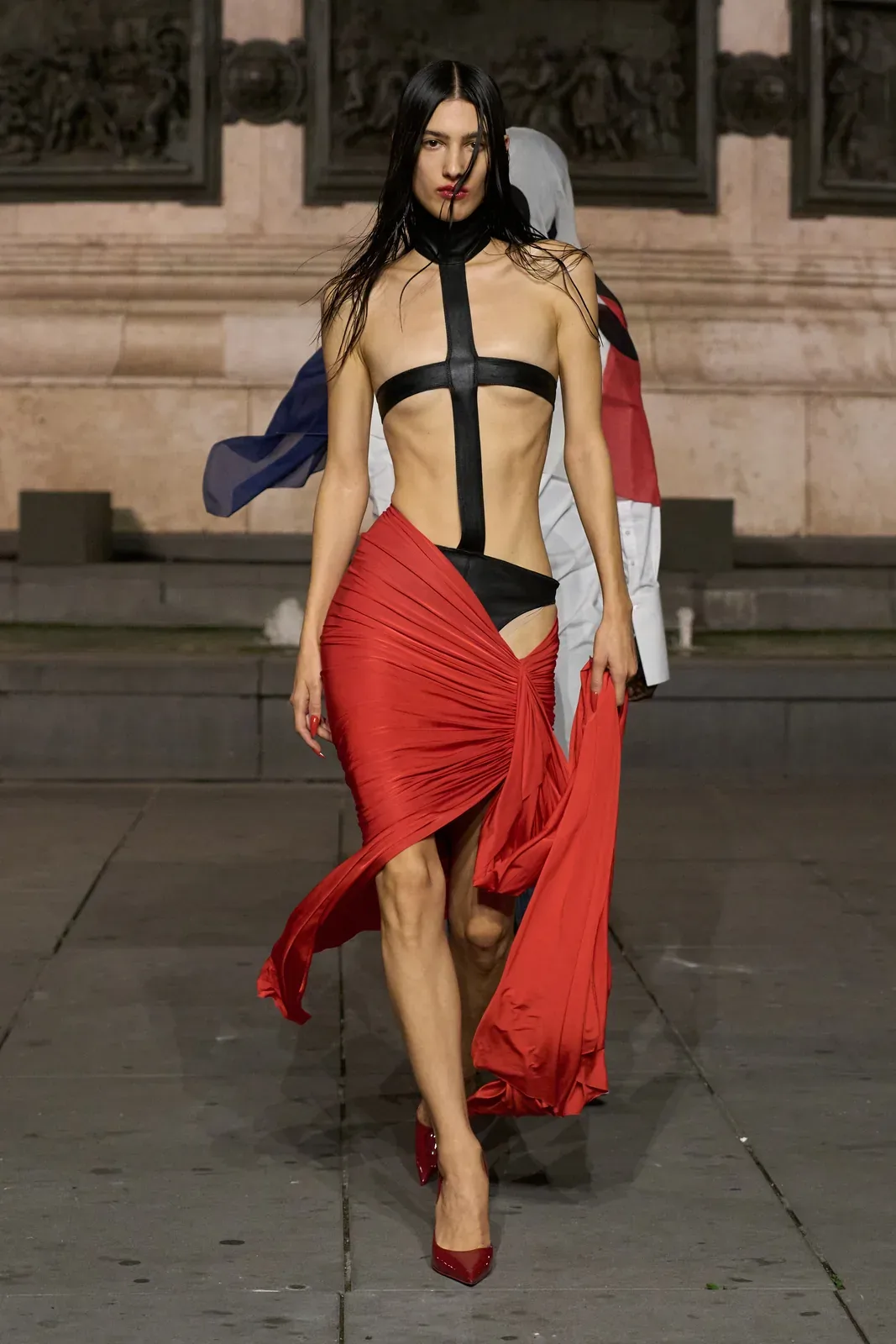 metal-matieres-fecales-ss27-32.webp