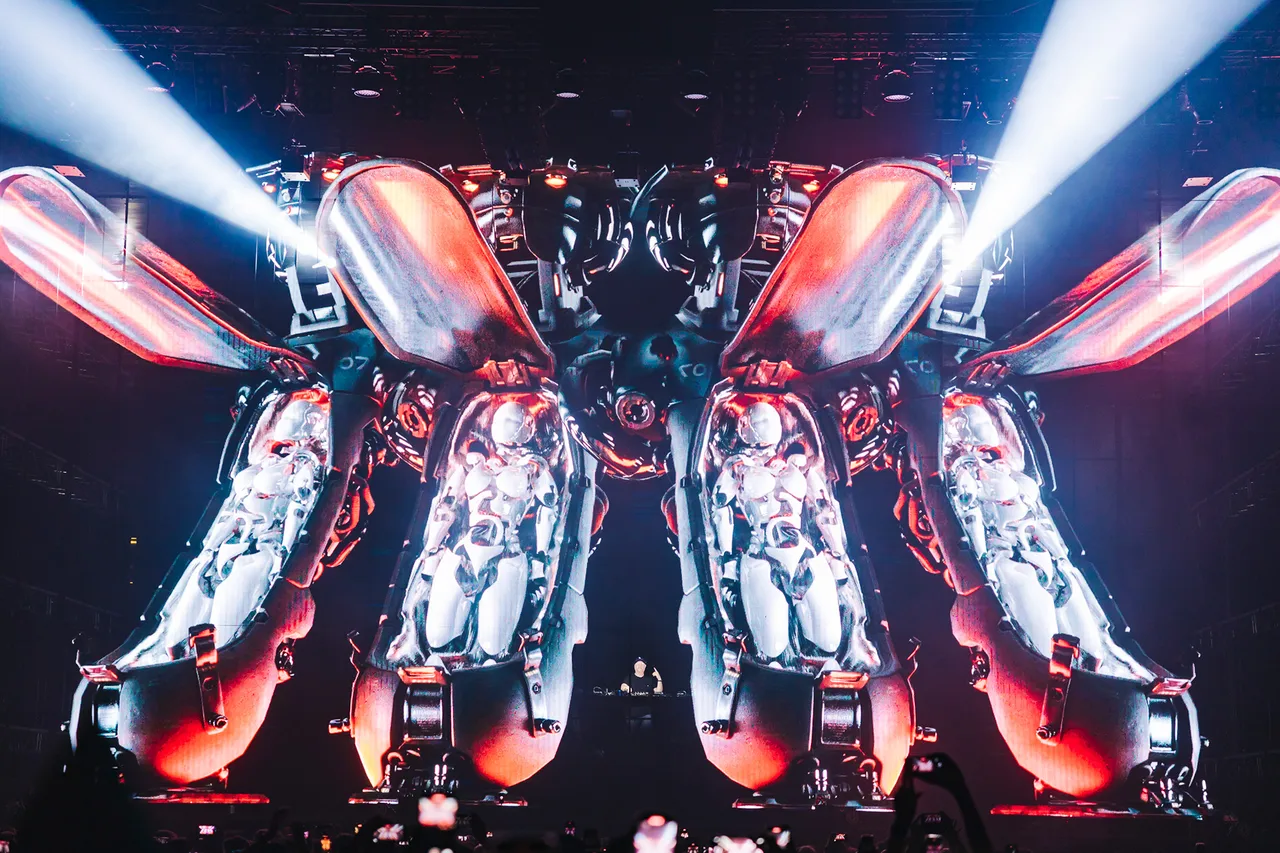 0210 Sonar Club Eric Prydz Nerea Coll 20230616