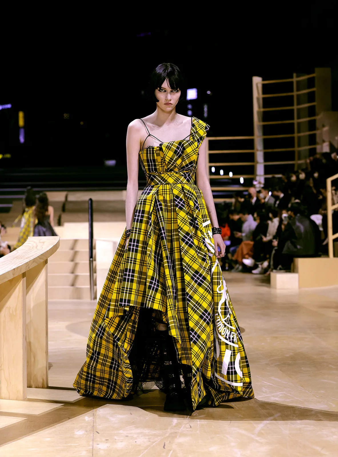 Dior Fall 2022 Show Metalmagazine 60