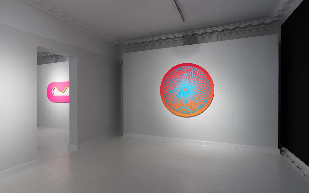 Neon Martin Asbæk Gallery 017 Photo by David Stjernholm