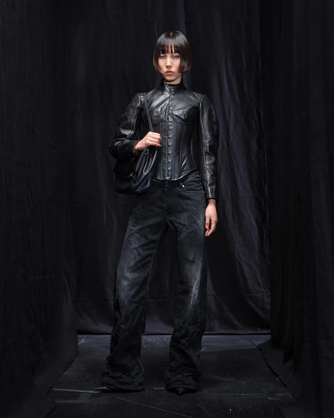 BALENCIAGA-WINTER-25-LOOK-32_KOU
