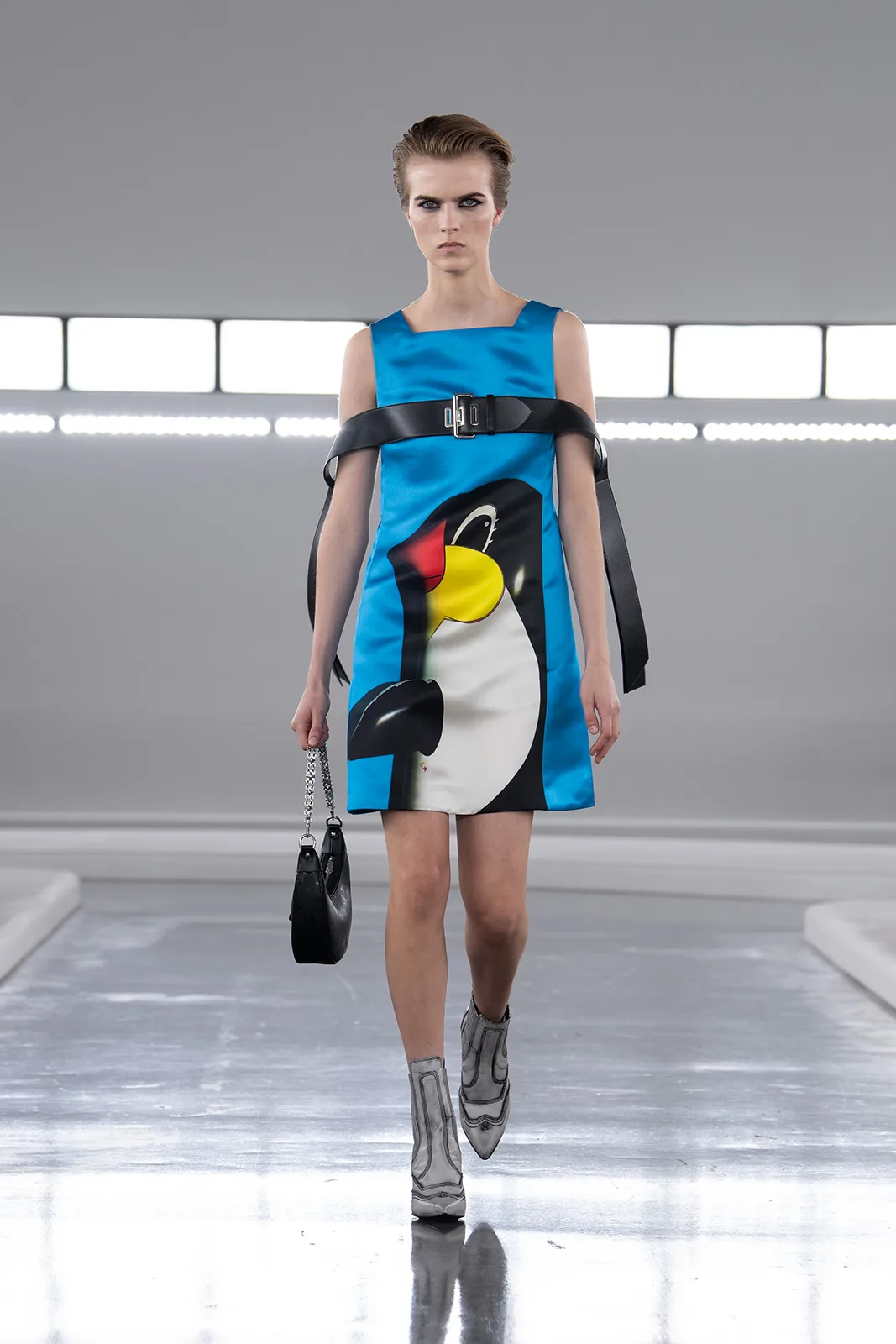Louis_Vuitton_Women_s_Pre-Fall_2024_2