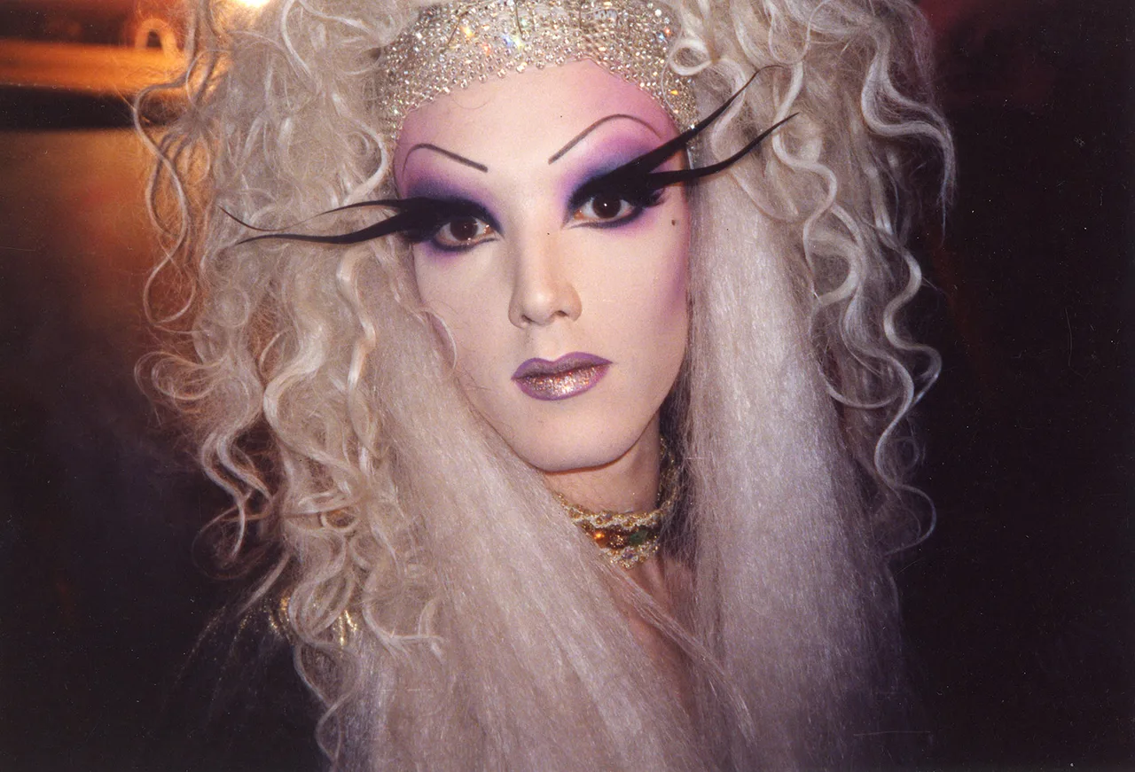 Linda Simpson Metalmagazine 12