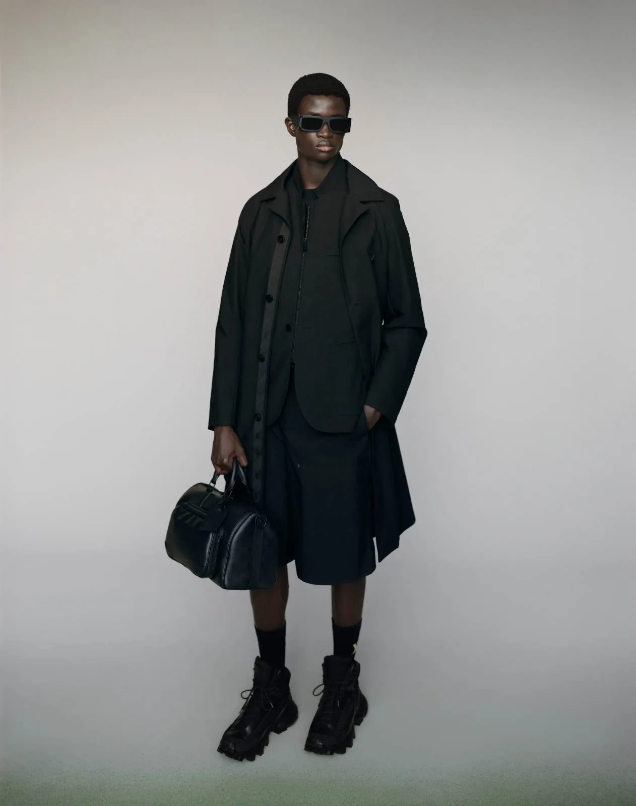 LOUIS-VUITTON-MEN-SPRING-26_13
