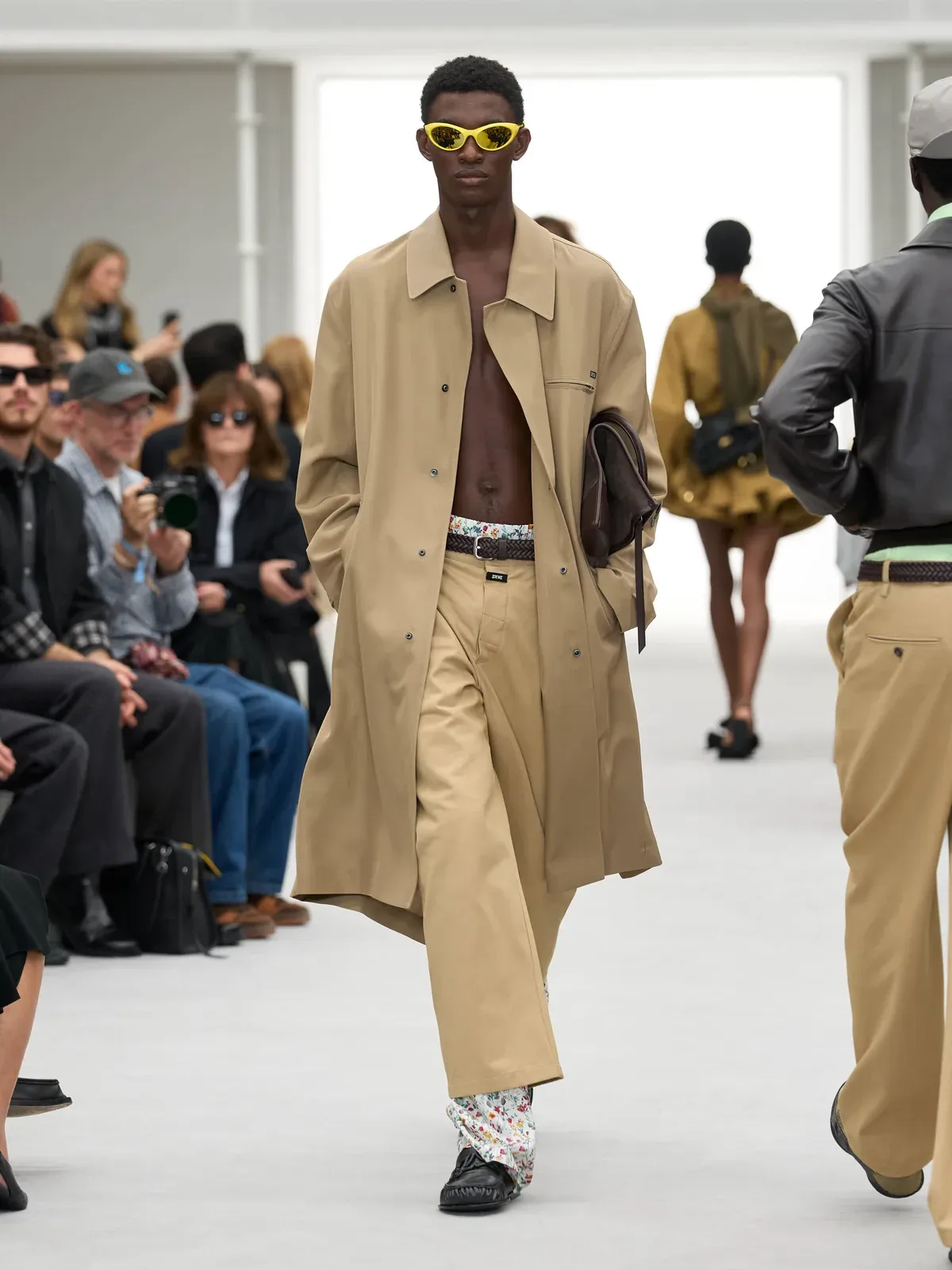 metal-loewe-ss27-08