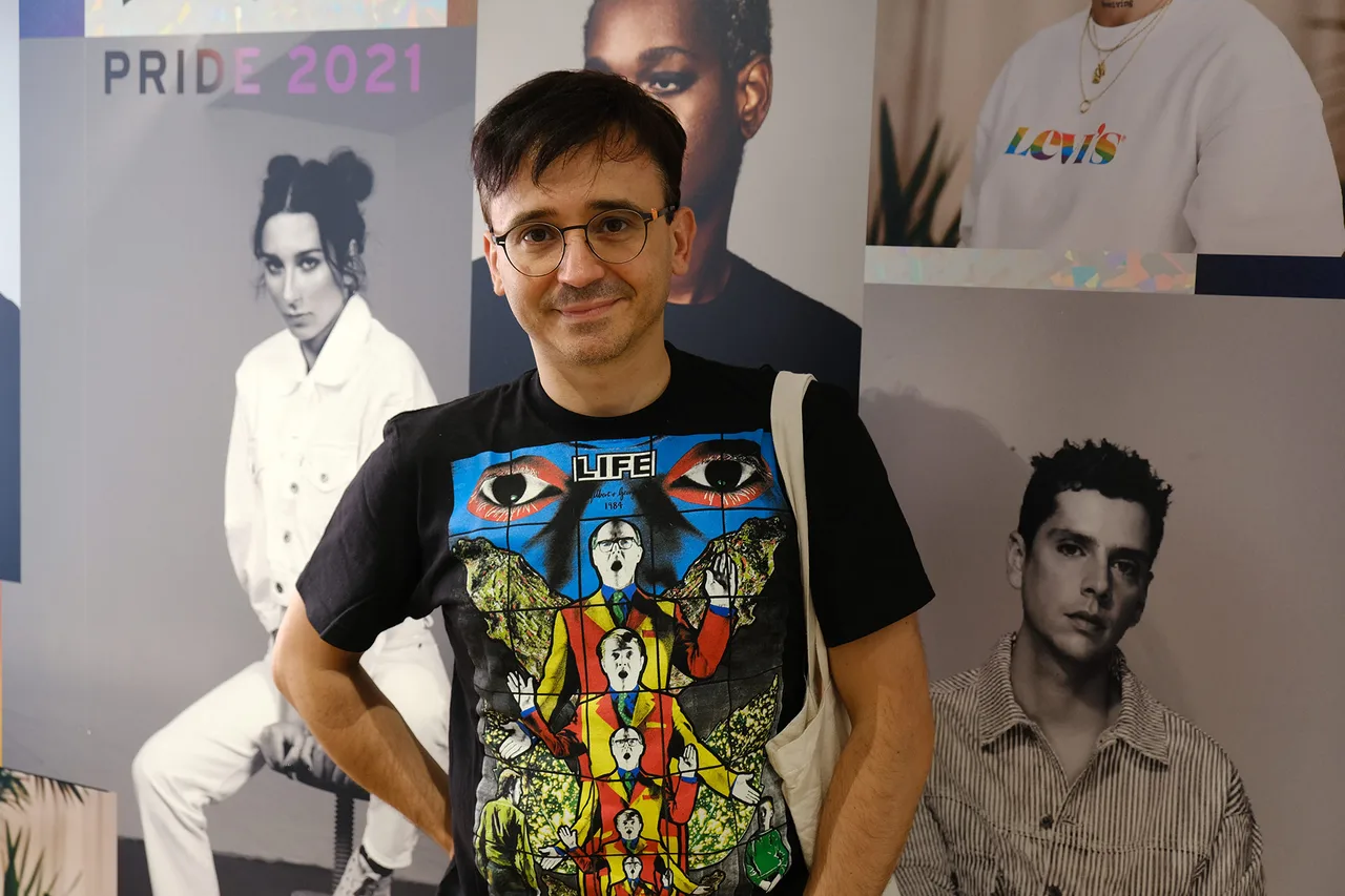 Levis Pride Metalmagazine 18