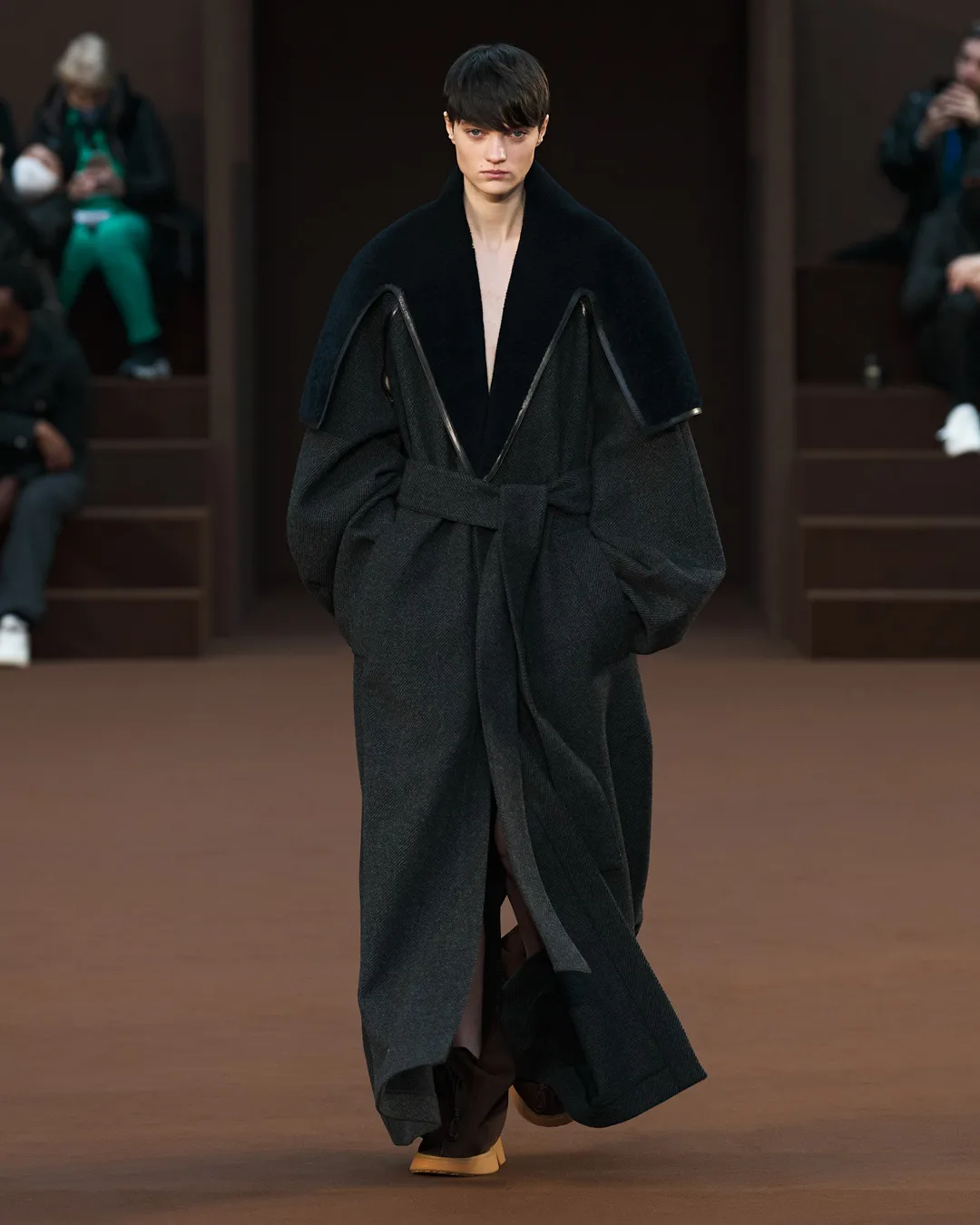 Loewe F W22 Metalmagazine 40