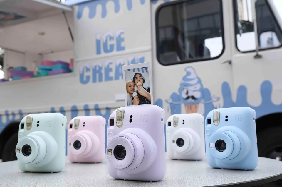 Instax Mini 12 & Instax Up!