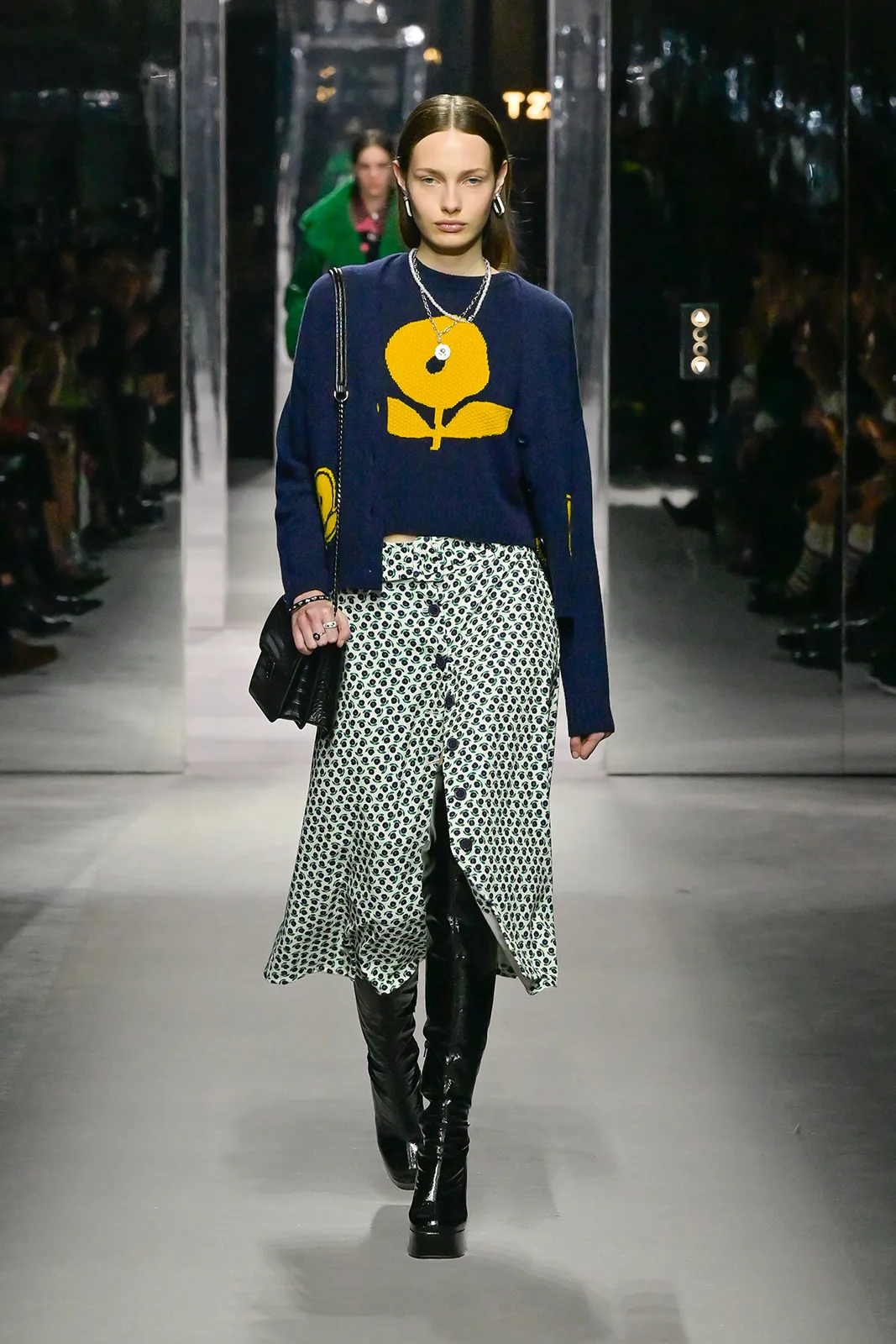 Benetton Fw23 Runway Press Look11