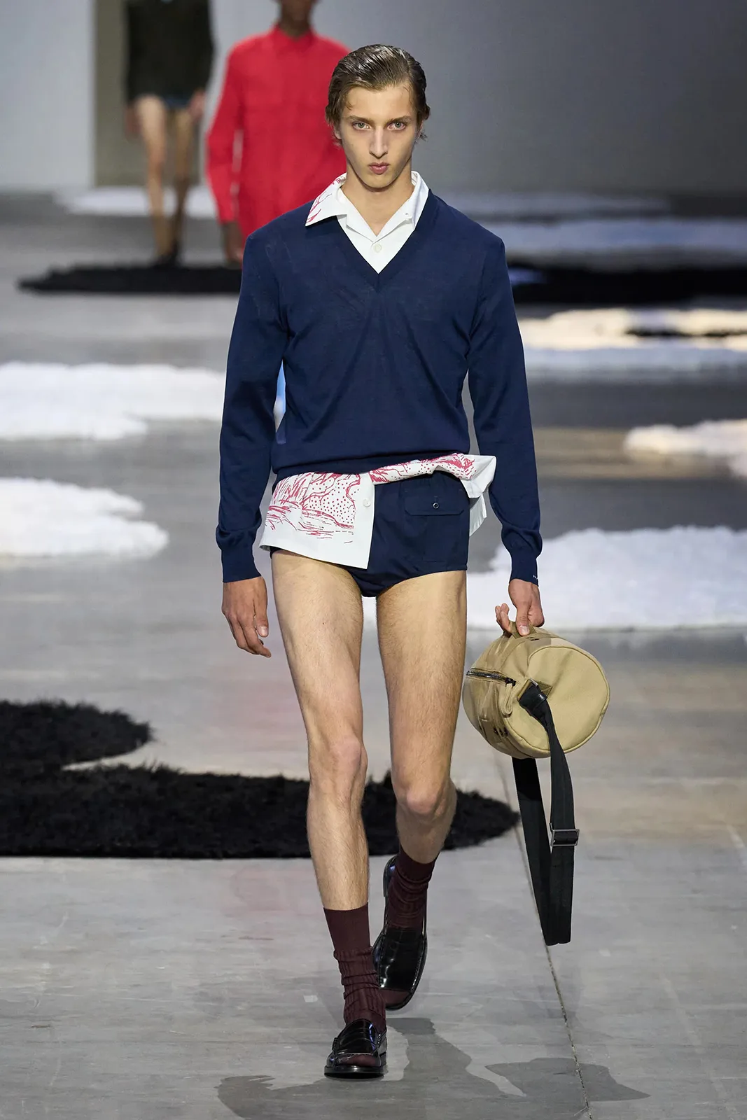 00016-prada-spring-2026-menswear-credit-gorunway