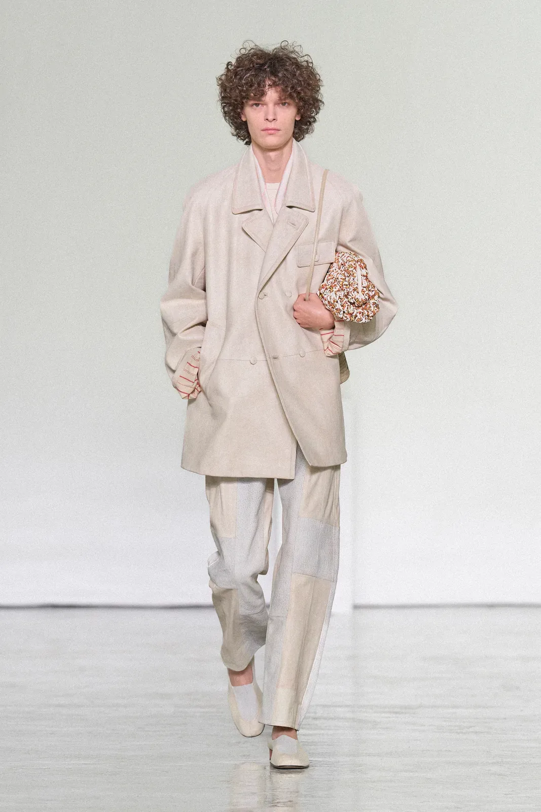 metal-bottega-veneta-ss-2027-28.webp