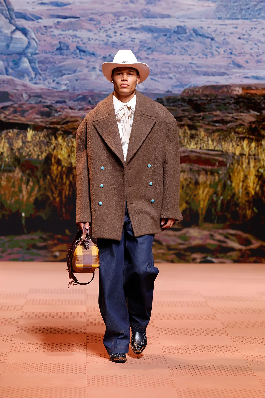 LOUIS_VUITTON_MENS_FALL_WINTER_2024_7