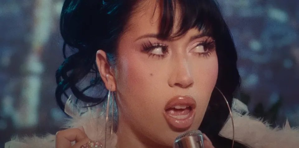 Kali Uchis - “Igual que un ángel”