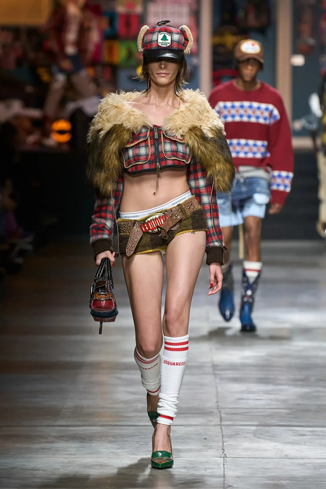Dsquared2 Fall 2023 12