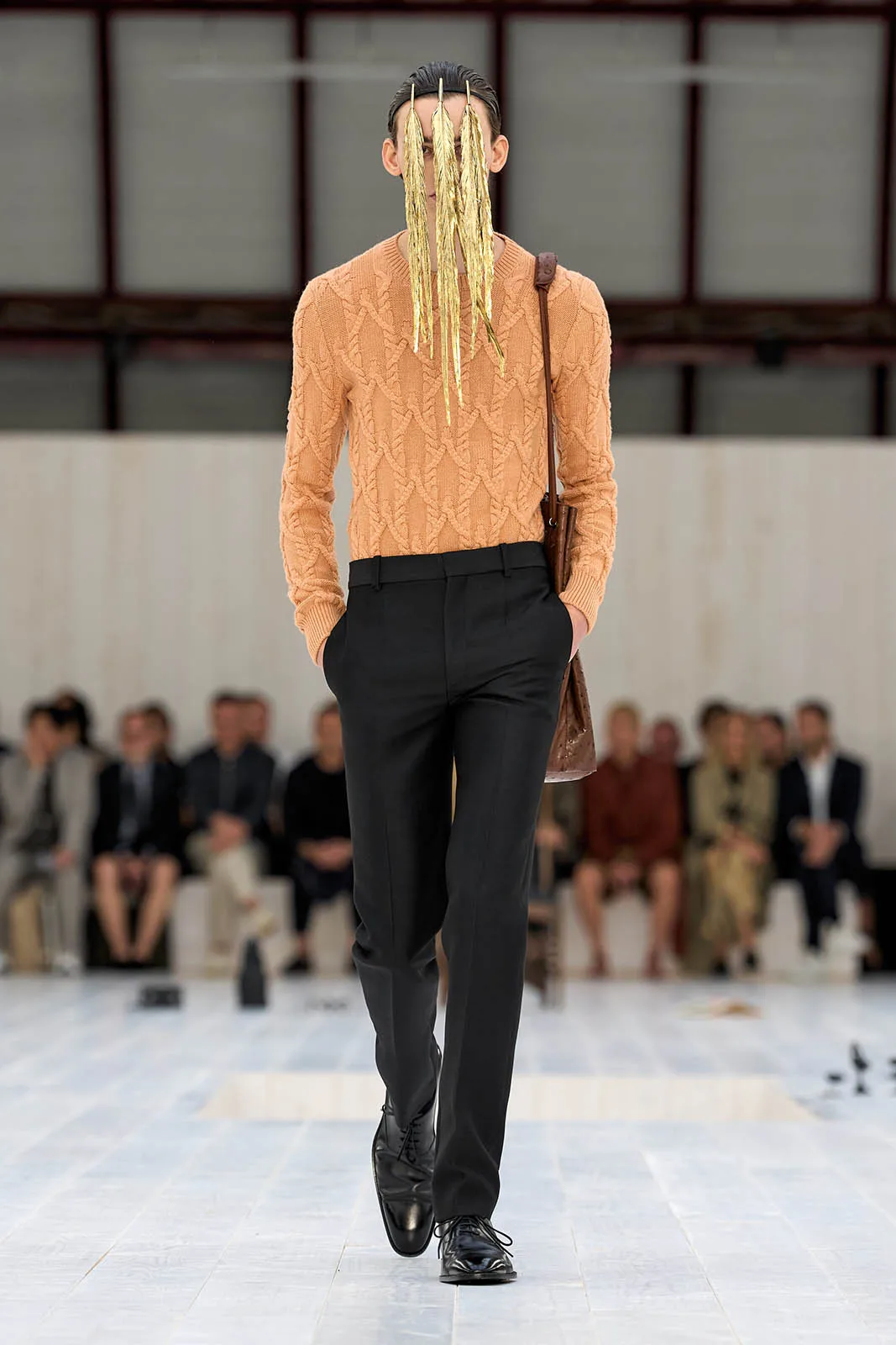 Loewe_Spring_Summer_2025_14