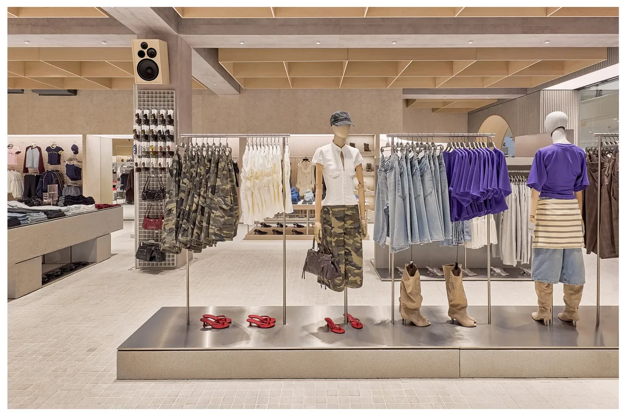 metal-bershka-edit-04