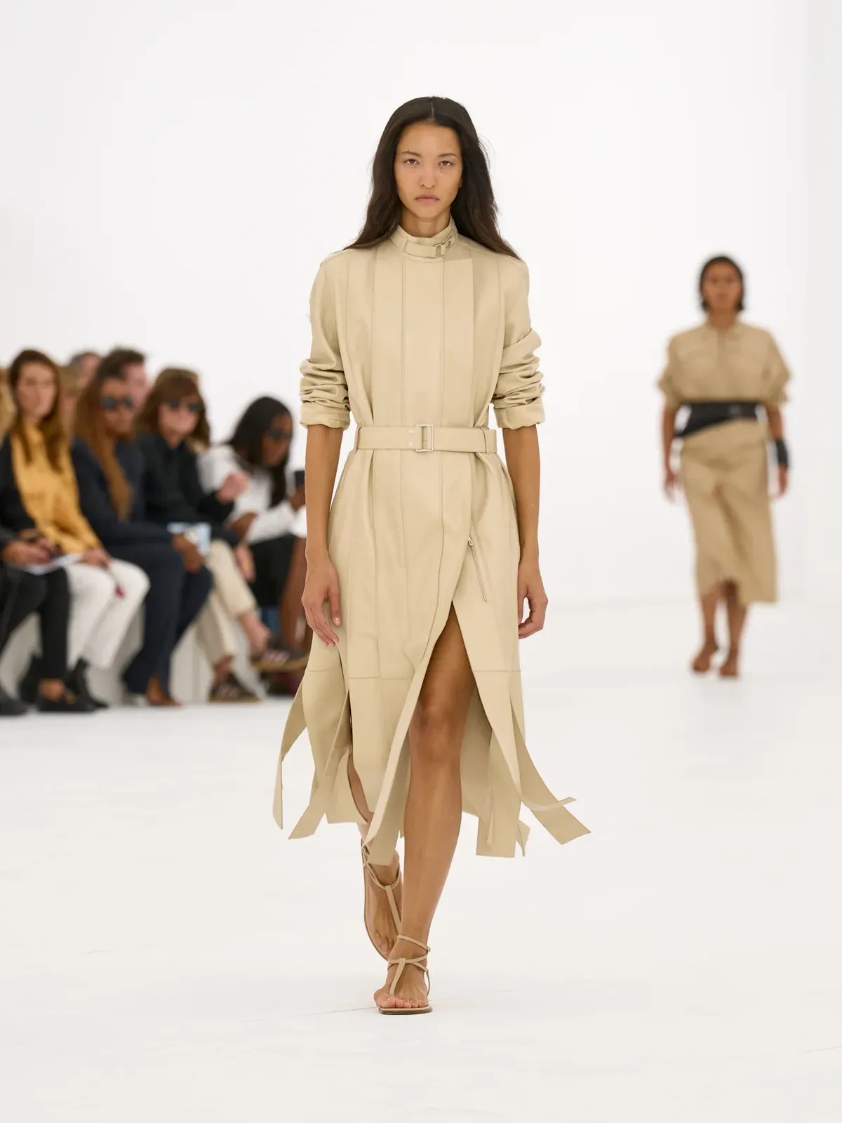 metal-hermes-ss27-11