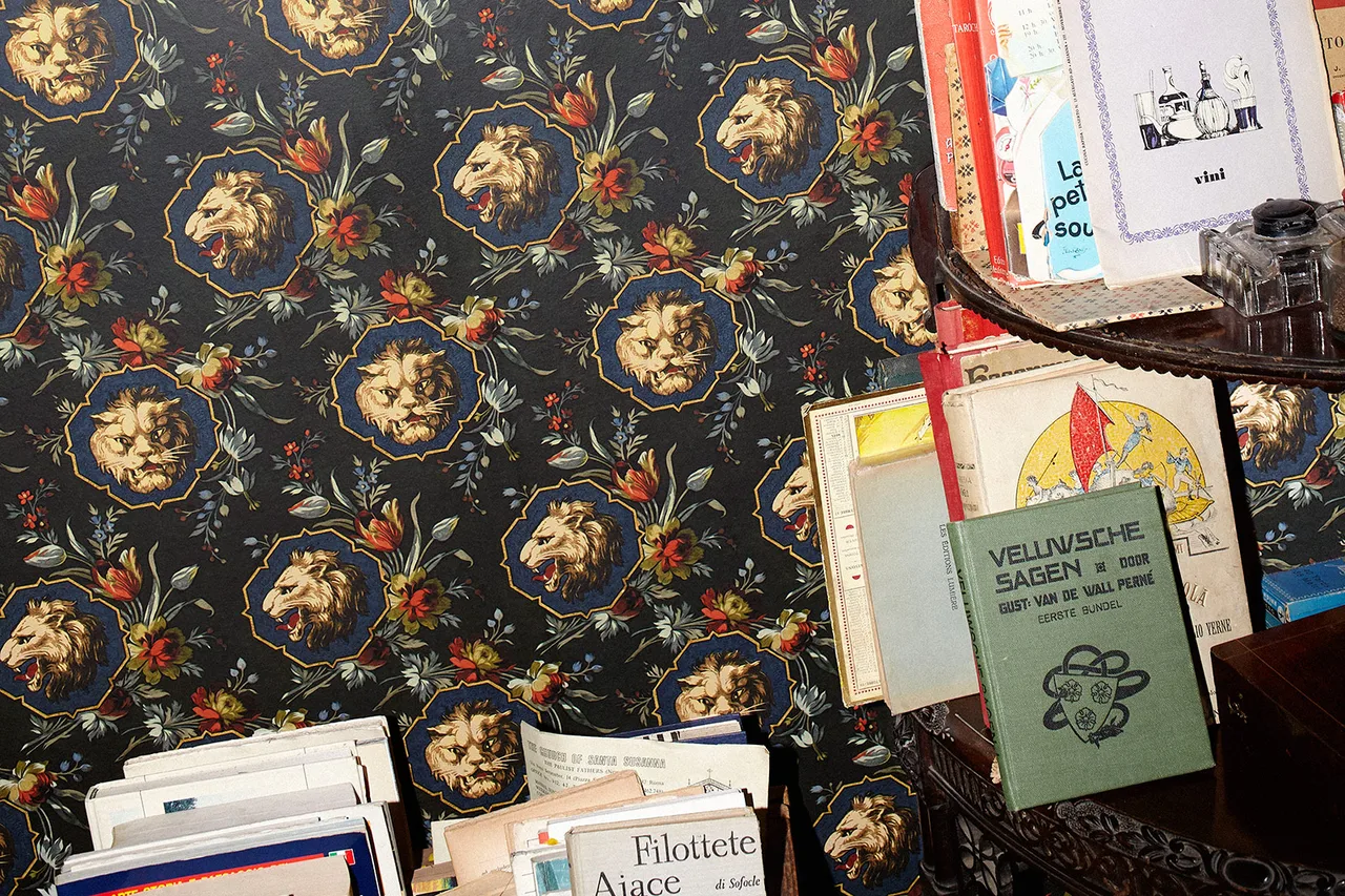 Gucci Decor Souvenir From Rome Metalmagazine 17