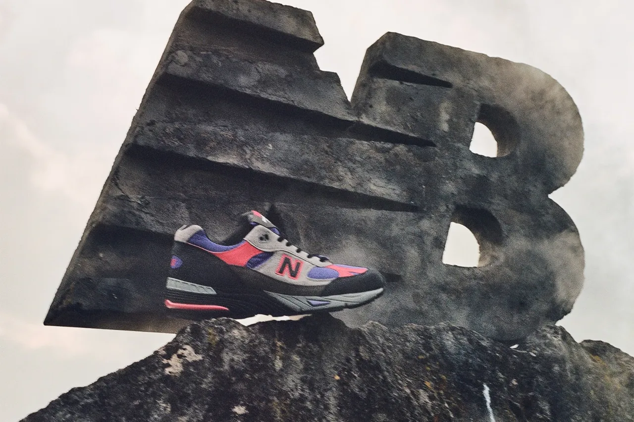 Palace New Balance 3