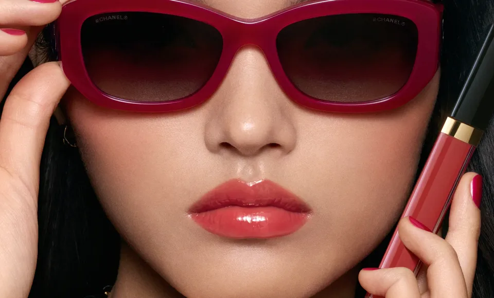 Chanel Beauty presents the Rouge Coco Hydra Gloss