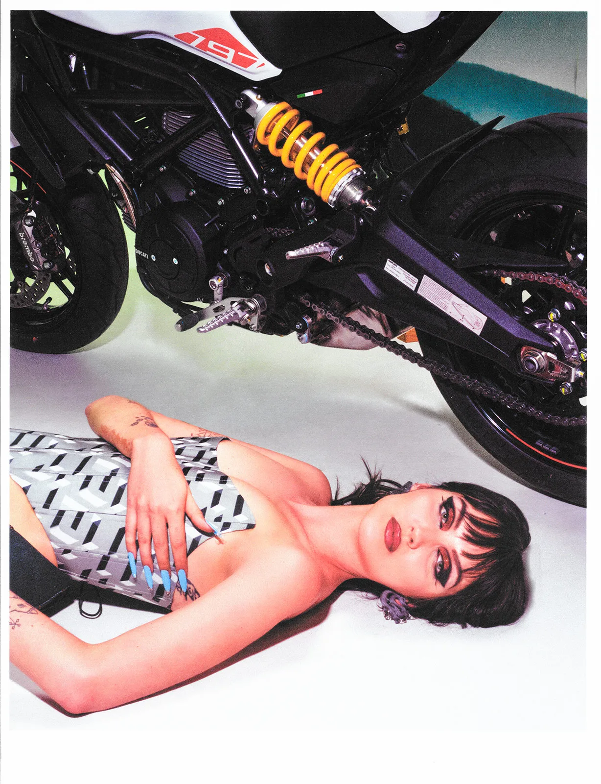 Crack Studio Metalmagazine 3