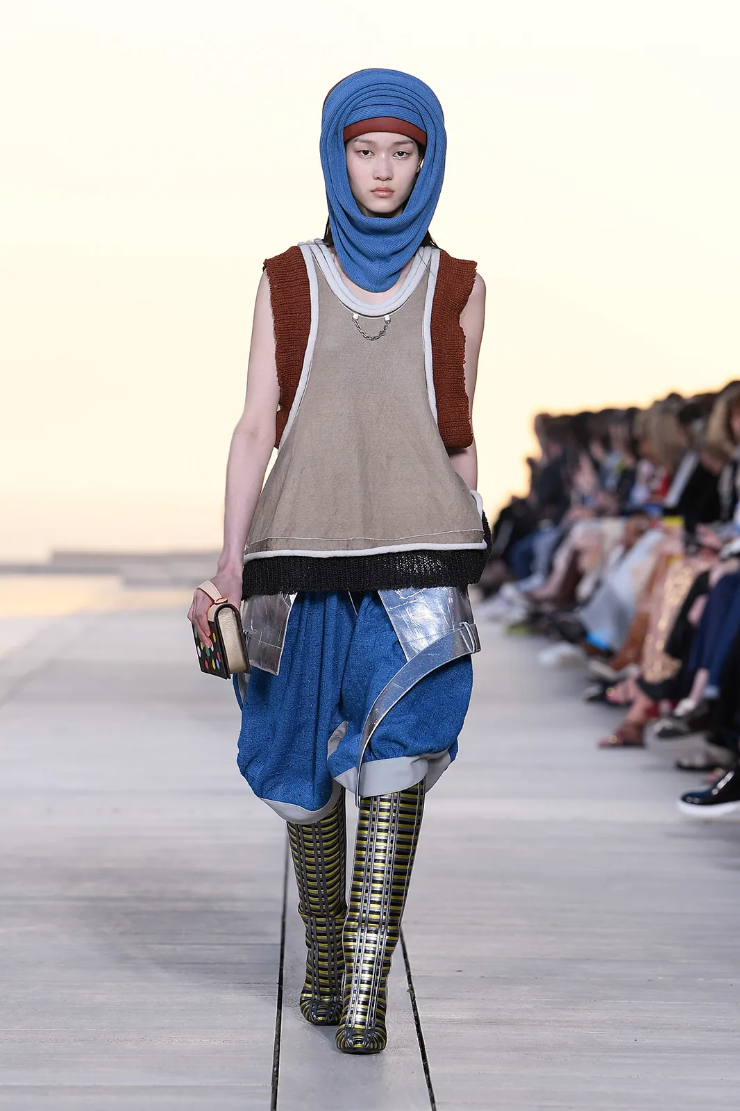 Louis Vuitton Cruise 2023 Metalmagazine 33