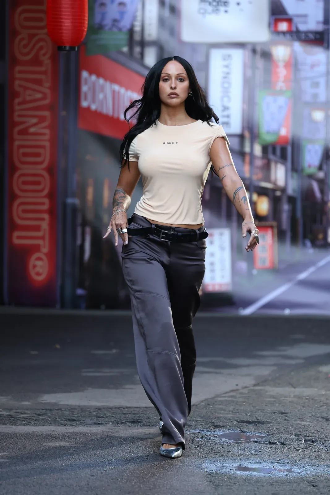 metal-ukrainian-fashion-week-ss27-21.webp