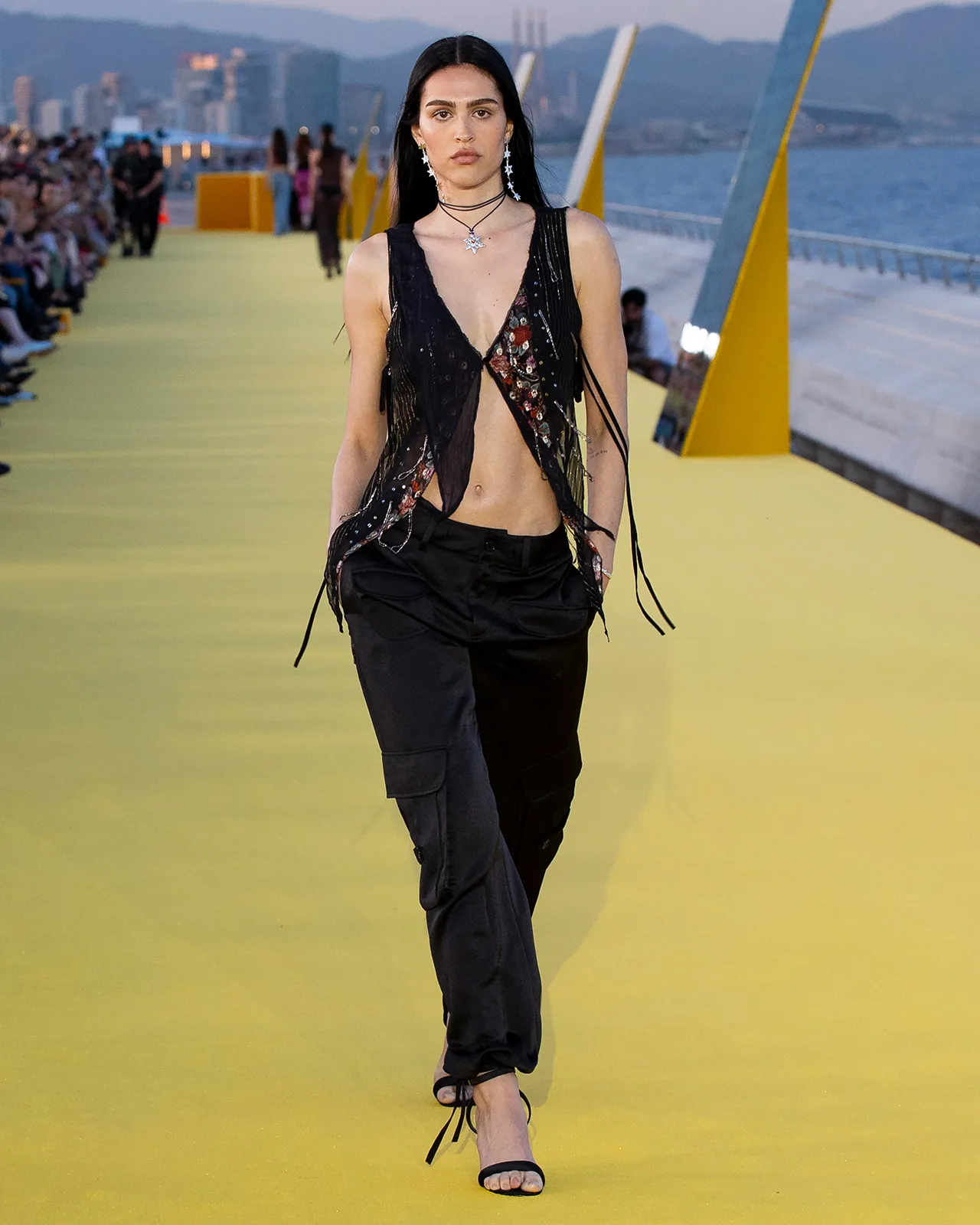 desigual-desfile-metal-40