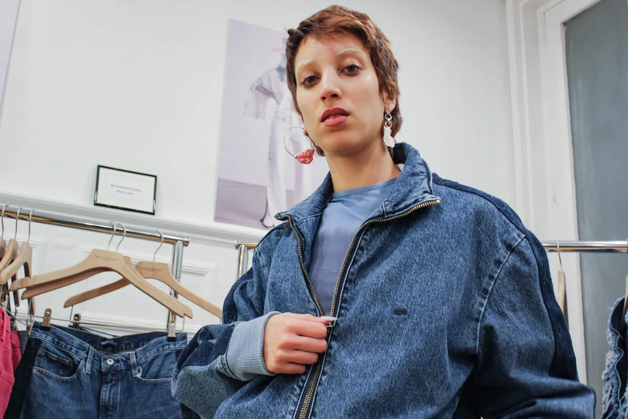 Levis8125