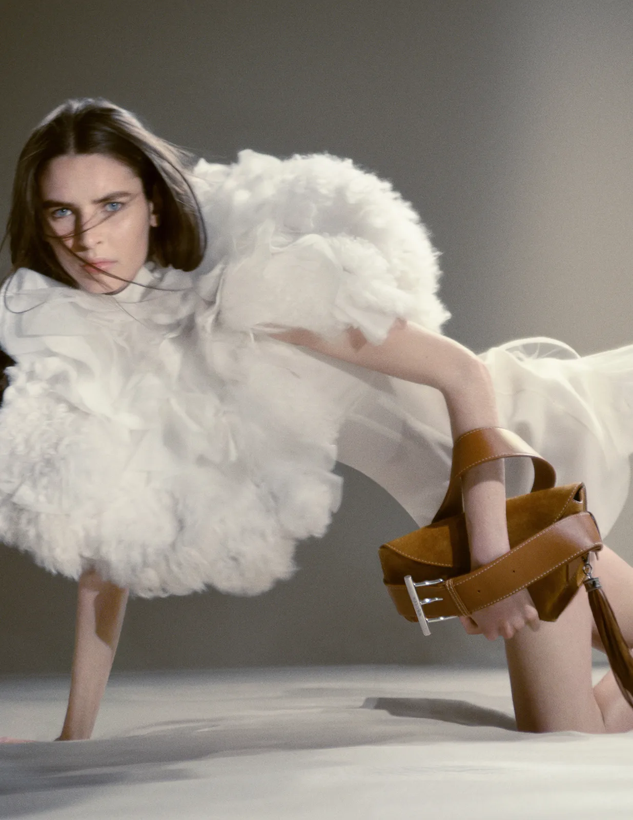McQueen-Autumn-Winter-2025-Campaign-009-(2)-NO-LOGO