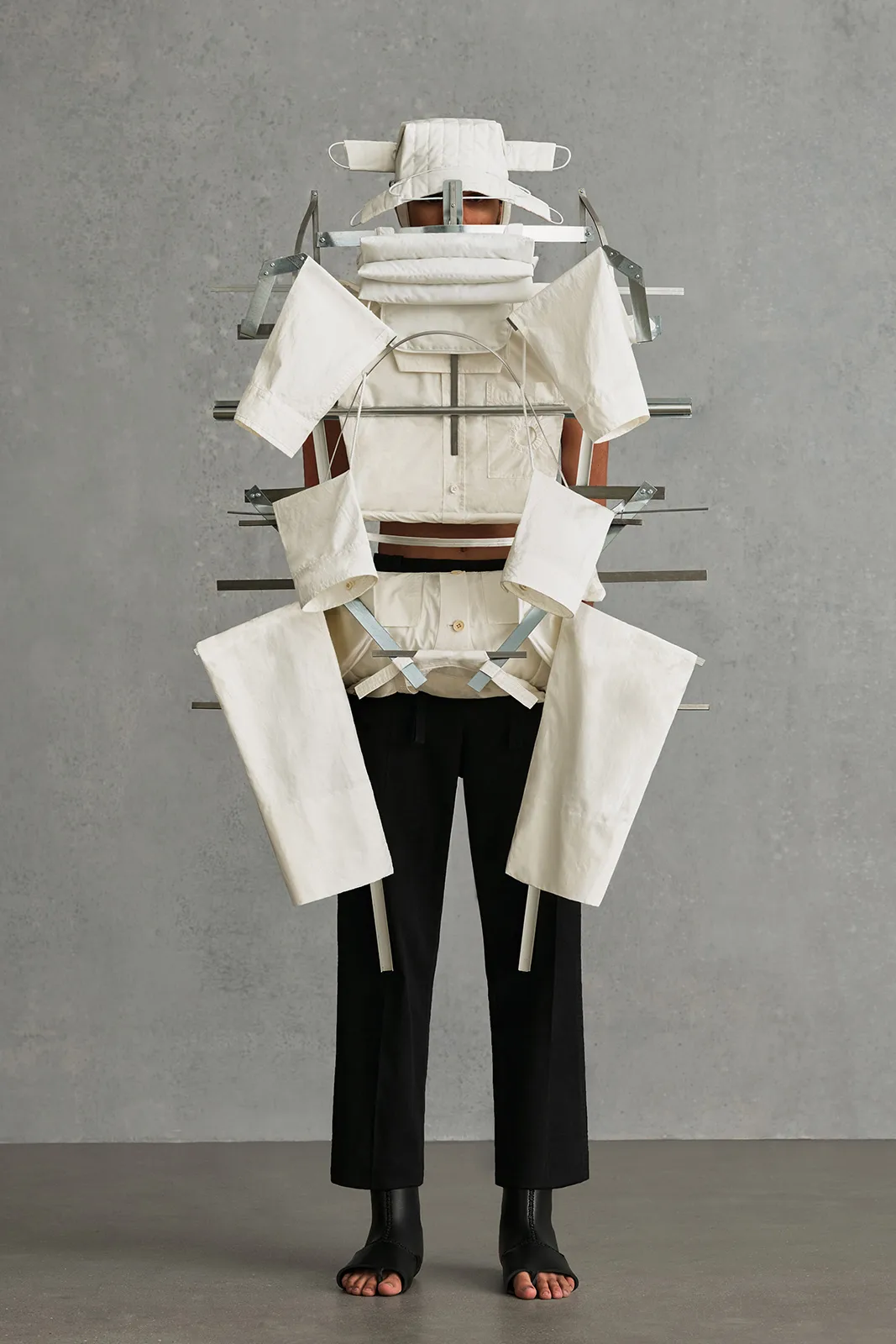 Fashioning Masculinity the Artof Menswear 1