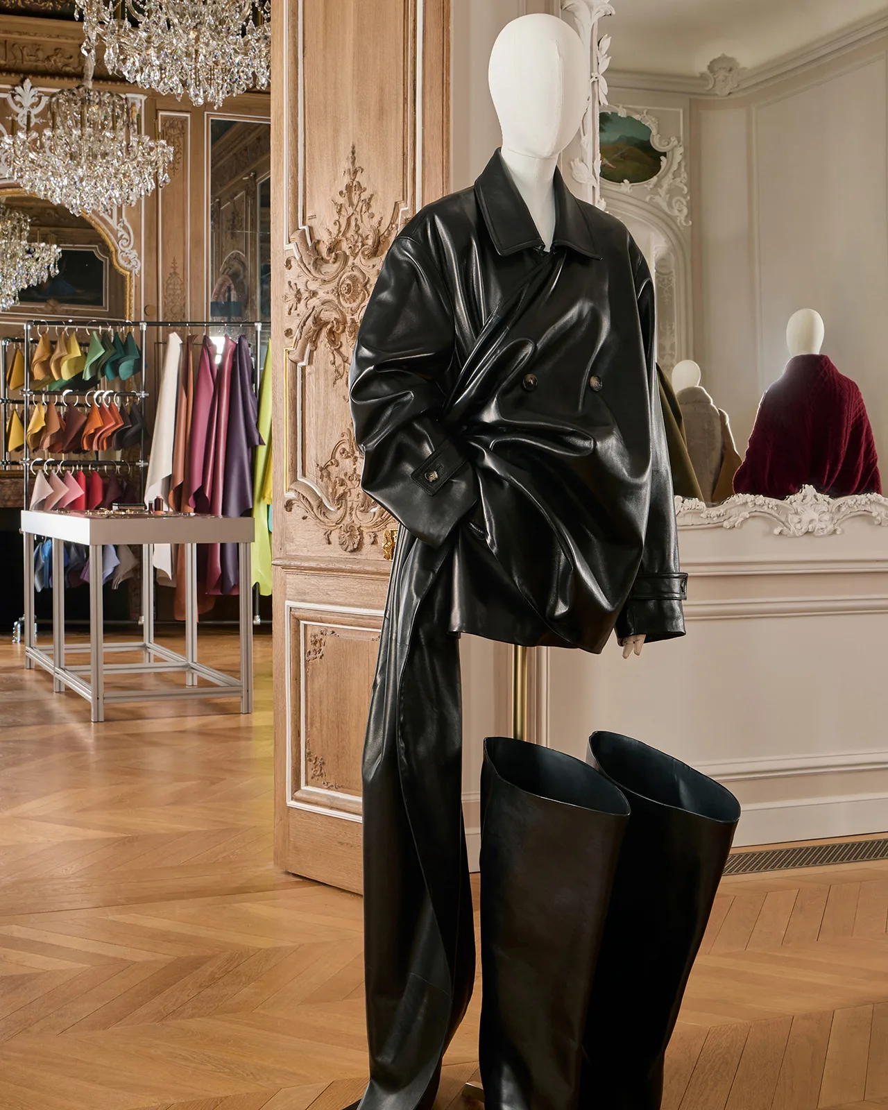 LOEWE_FW25_PRESENTATION_9