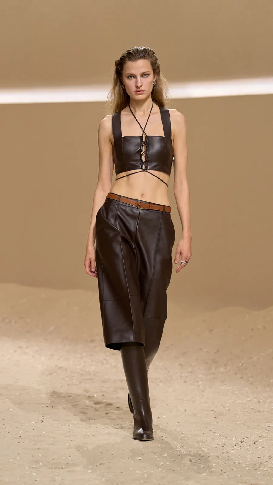 HERMES_WRTW_SS26_Runway_16
