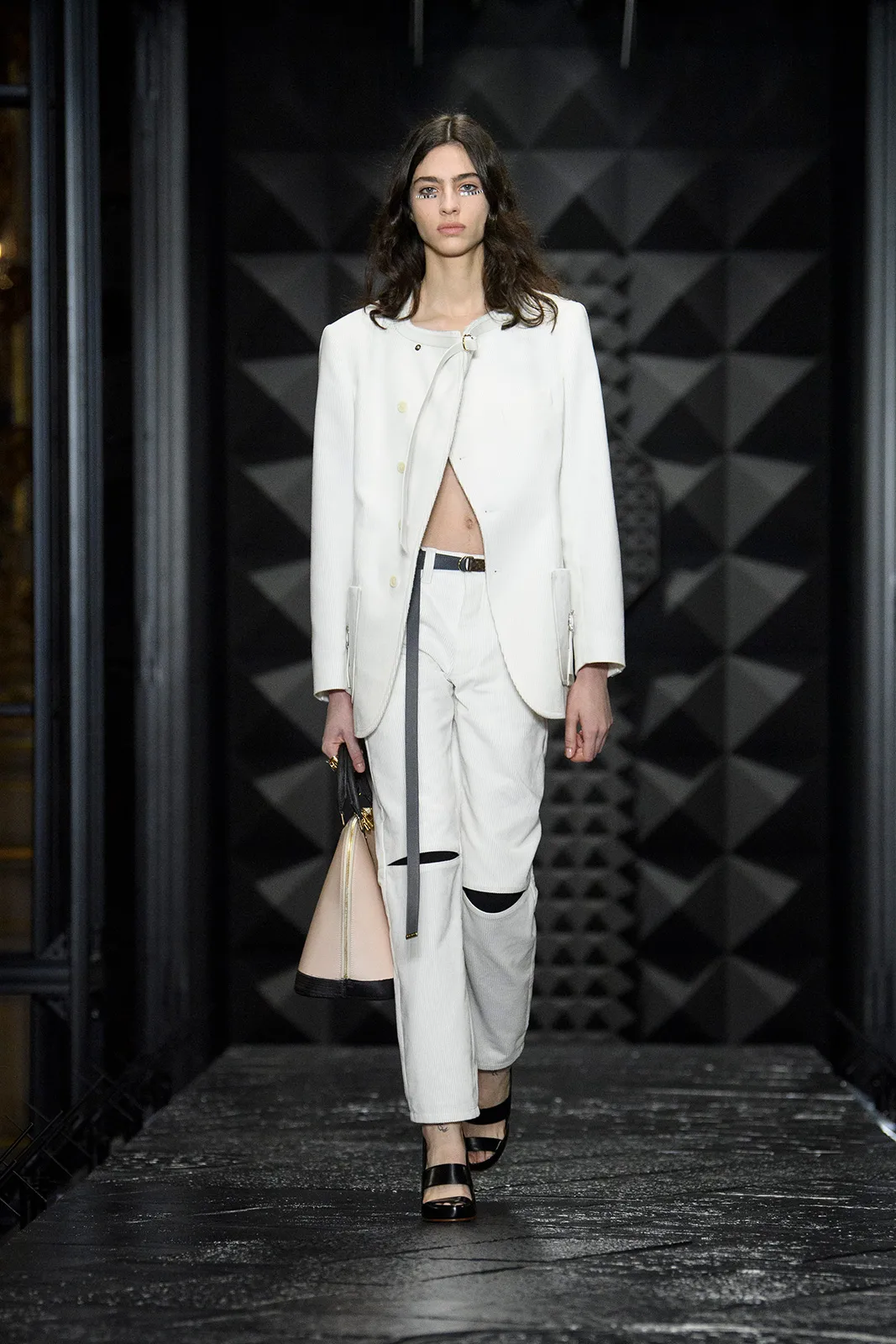 Louis Vuitton F W2324 Look 09