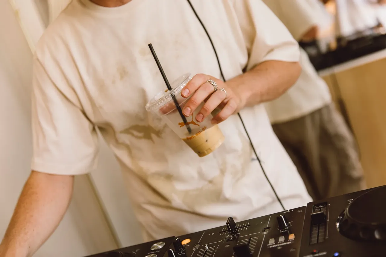 metal-puma-cafe-16